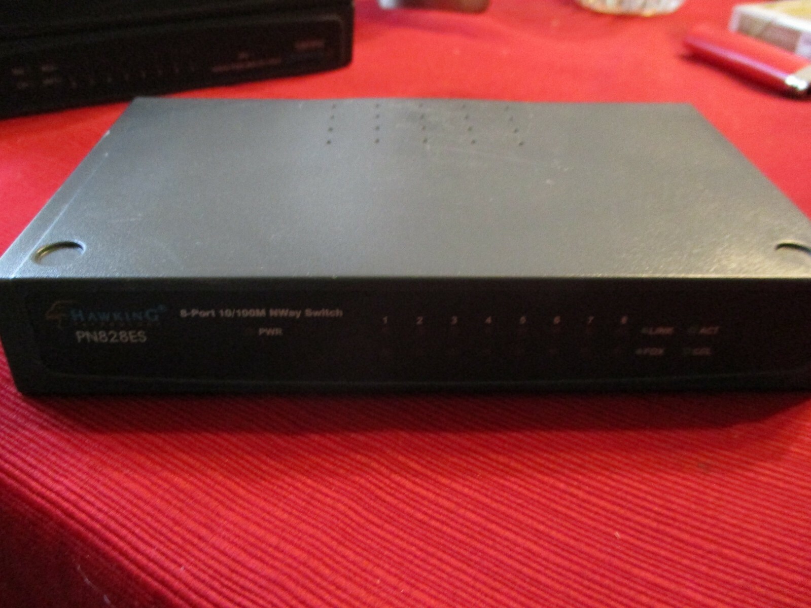 HAWKING 8 PORT ETHERNET SWITCH PN828ES