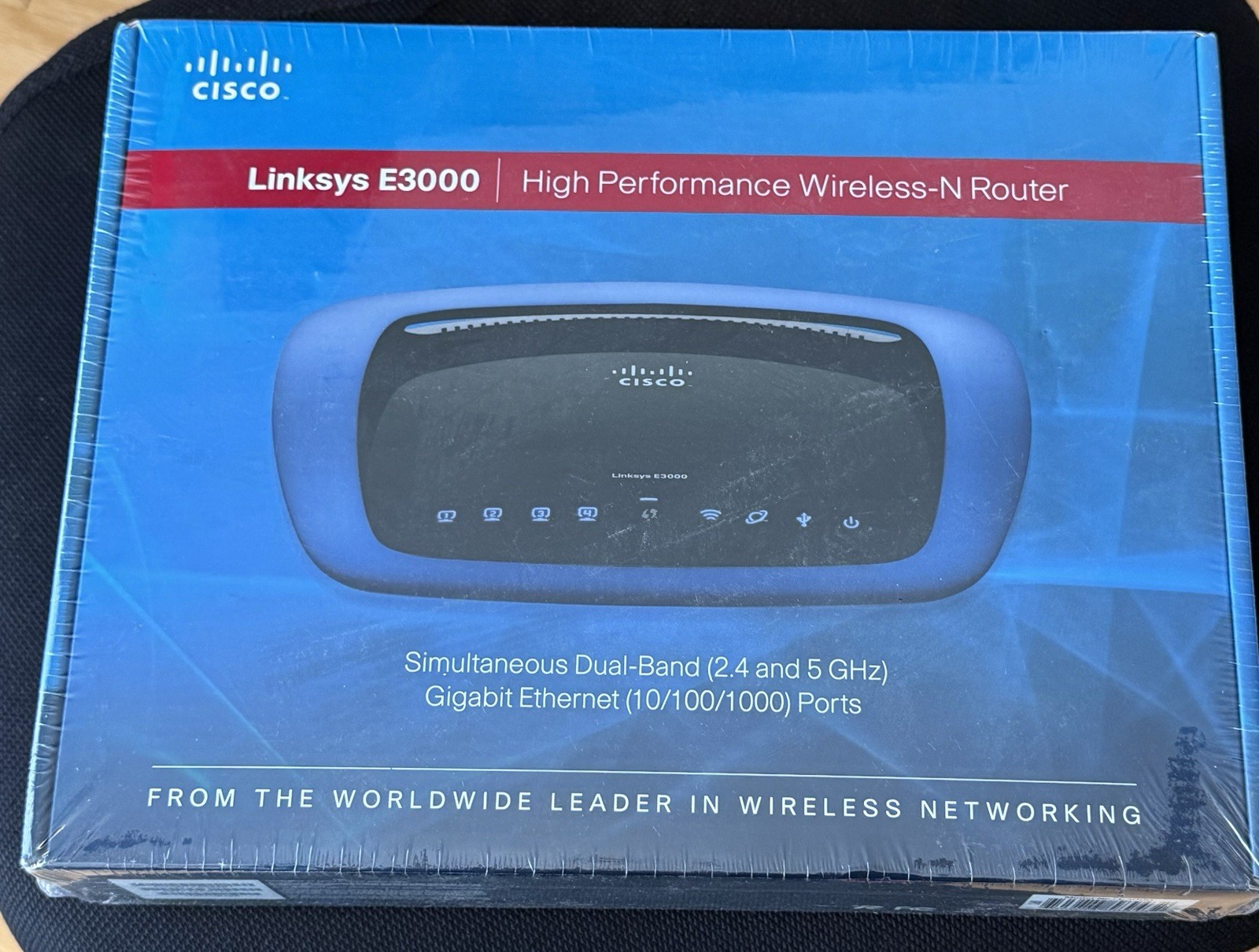 Cisco Linksys E3000 High Performance Wireless-N Router Dual Band New Sealed