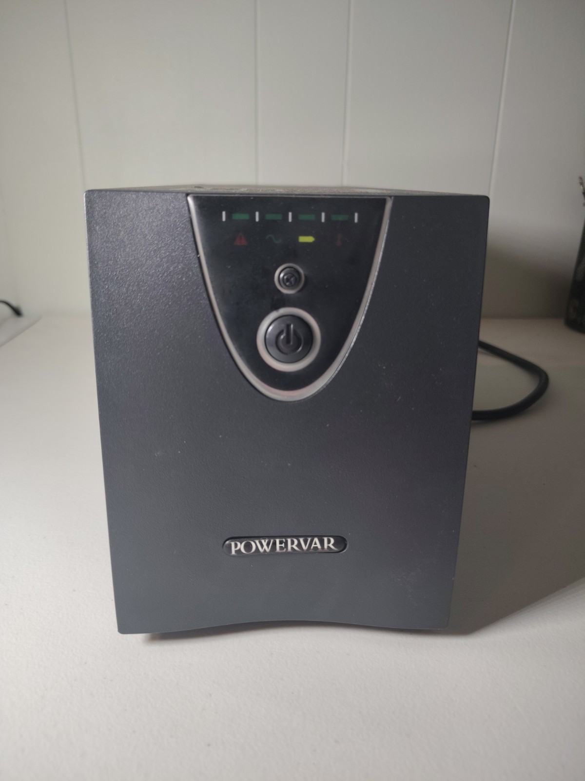 AMETEK Powervar UPS Battery Backup ABCEG251-11 250VA 200W Tested Working