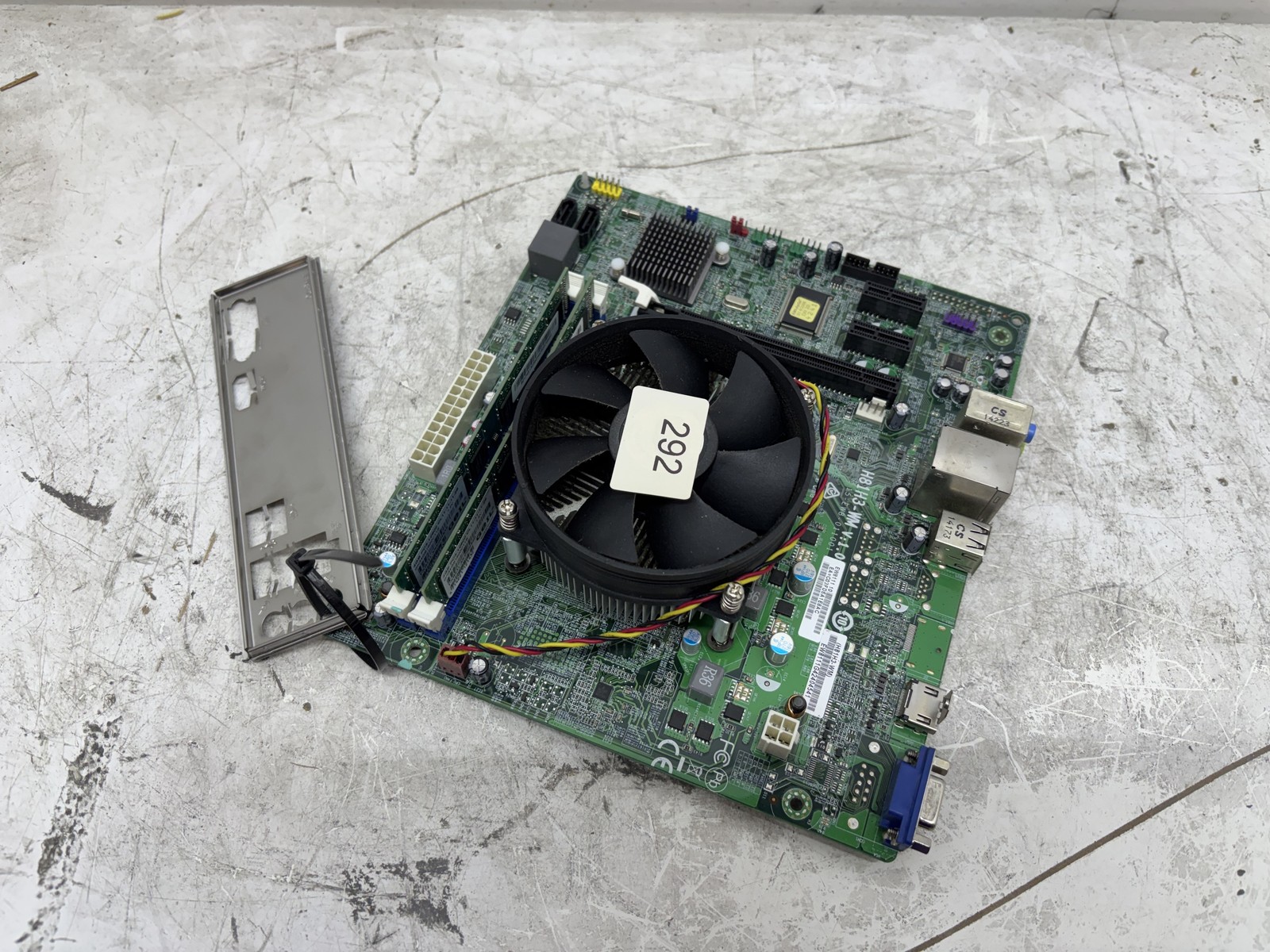 ECS H81H3-WM V1.0 Intel Core Quad 2.66GHz 4GB