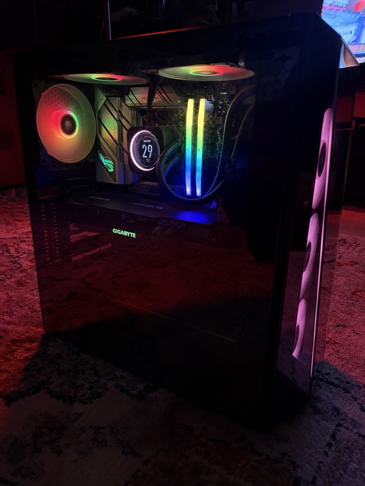Gaming PC Ryzen 9 7900X RX 5700 XT 32GB DDR5 360mm AIO H150i Elite LCD
