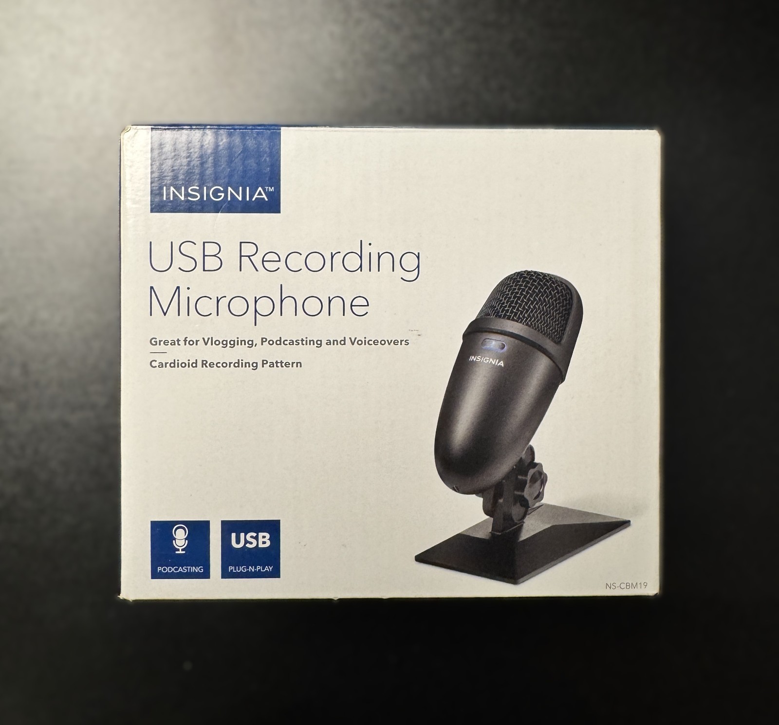 Insignia USB Microphone Cardioid Podcast Streaming YouTube Gaming Plug and P