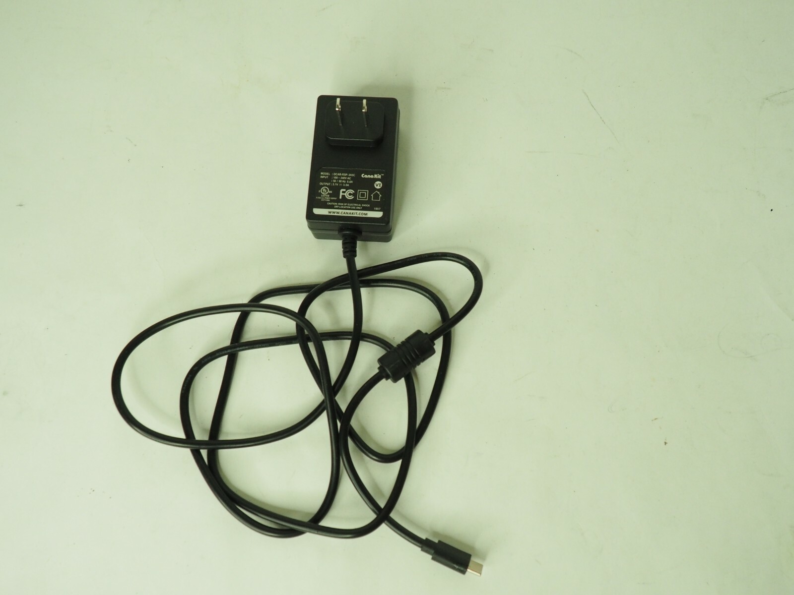 Canakit  DCAR-RSP-3A5C DC 5.1V 3.5A Power Supply/Charger/Adapter- Raspberry pi 4