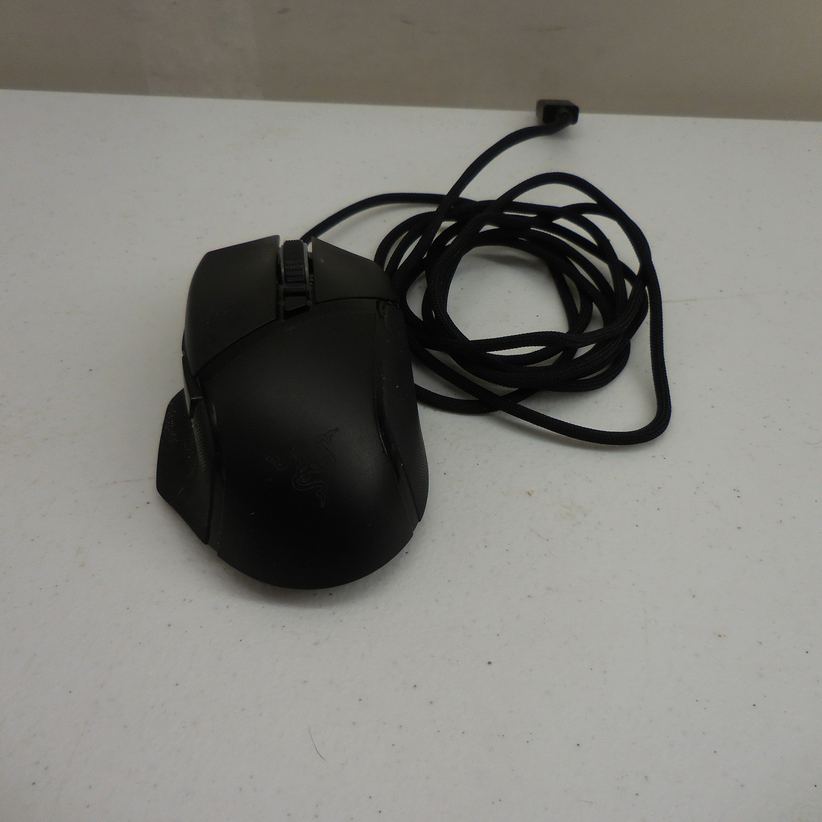 Razer Basilisk V2 Wired Gaming Mouse 20000 DPI Optical Sensor Black RZ01-0316