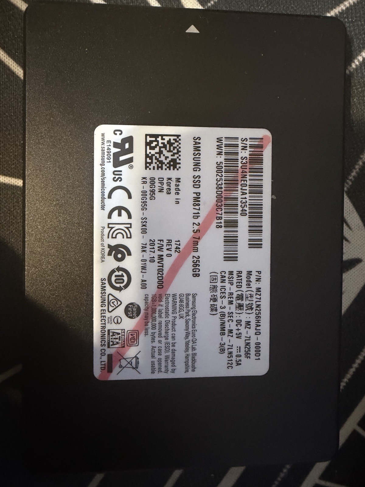 Samsung 2.5" PM871B 256GB SATA III 6Gbps SSD Pulled from Working System USED.
