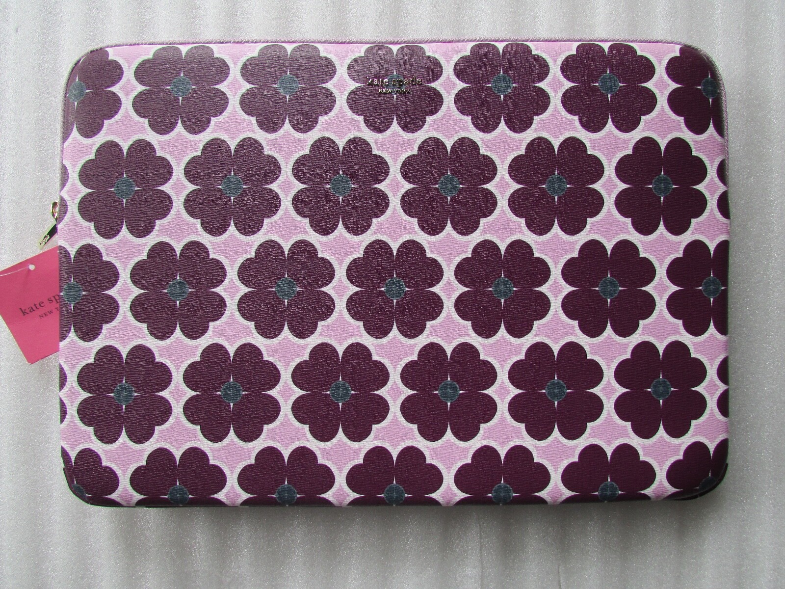 Kate Spade 15" Laptop Sleeve Case Graphic Clover Orchid New