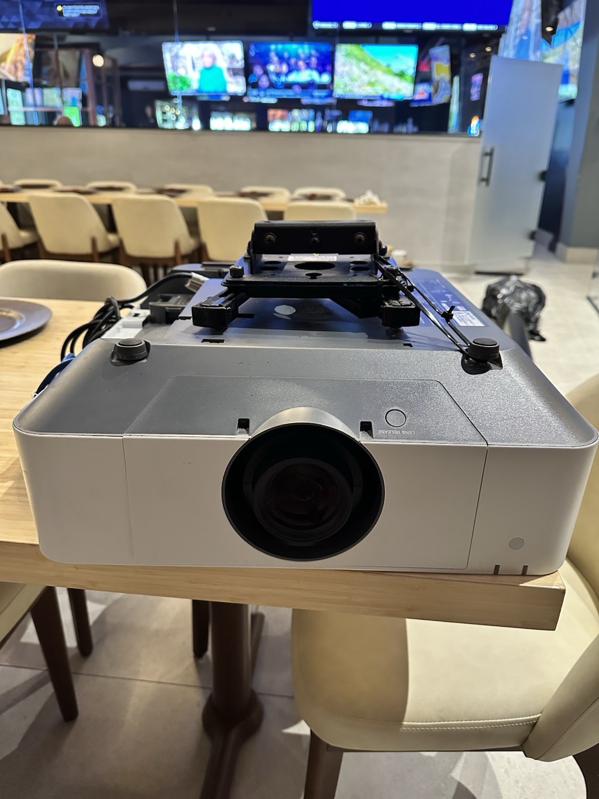 Sony VPL-FHZ75 Laser Projector Gray HDMI LAN VGA DVI-D Desktop