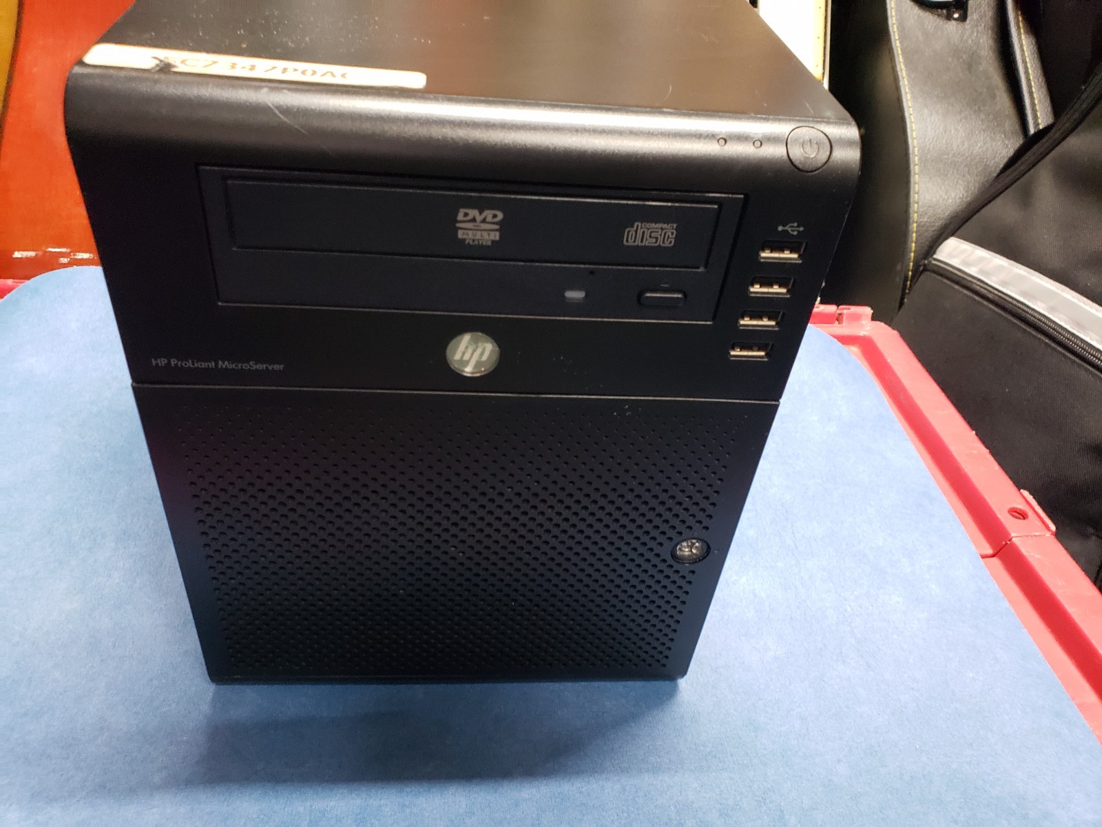 HP ProLiant HSTNS-5151 Micro server for parts missing key