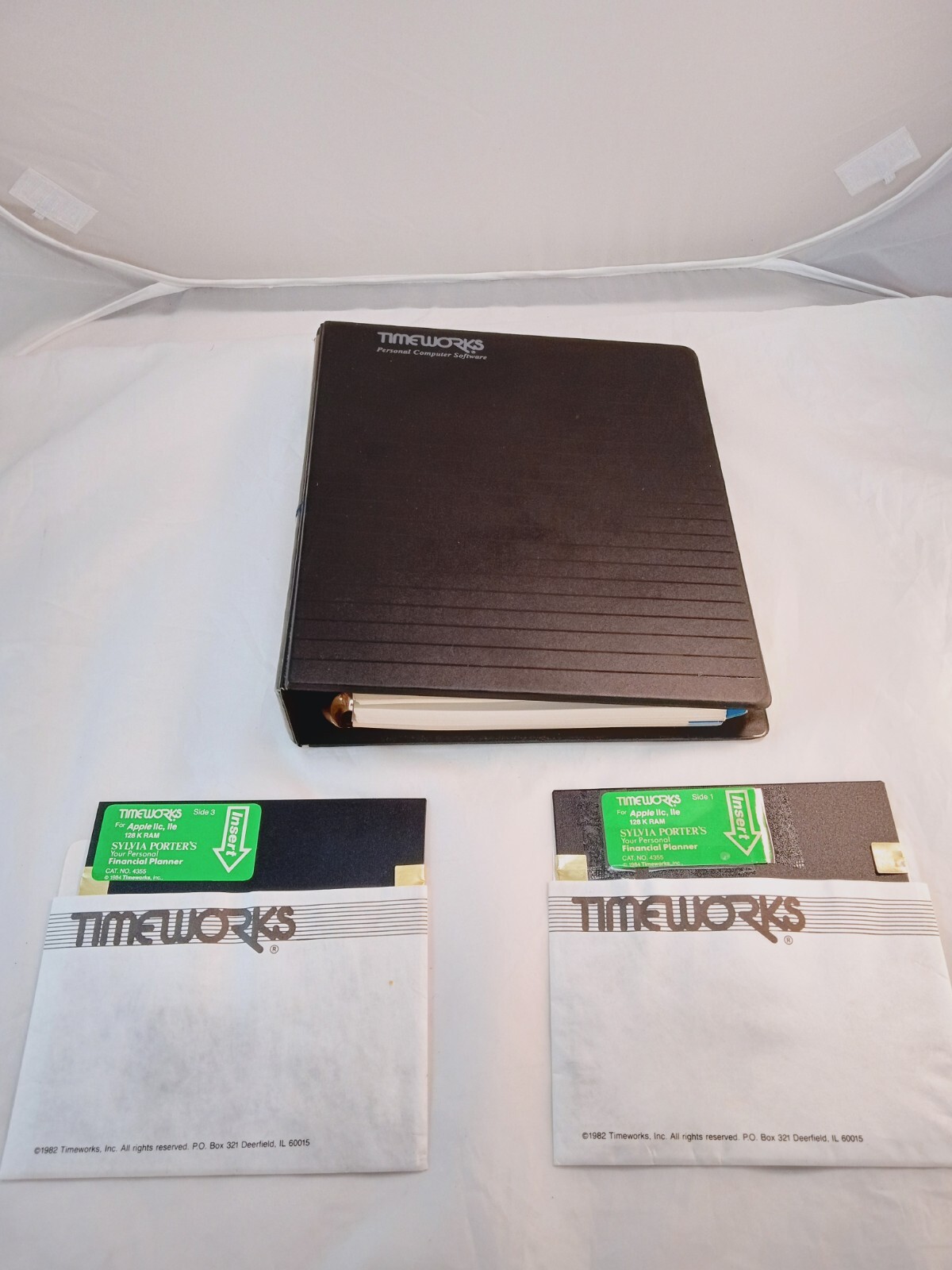 TimeWorks Sylvia Porters Personal Finance - Volume 1 - 1984 For Apple llc, & IBM