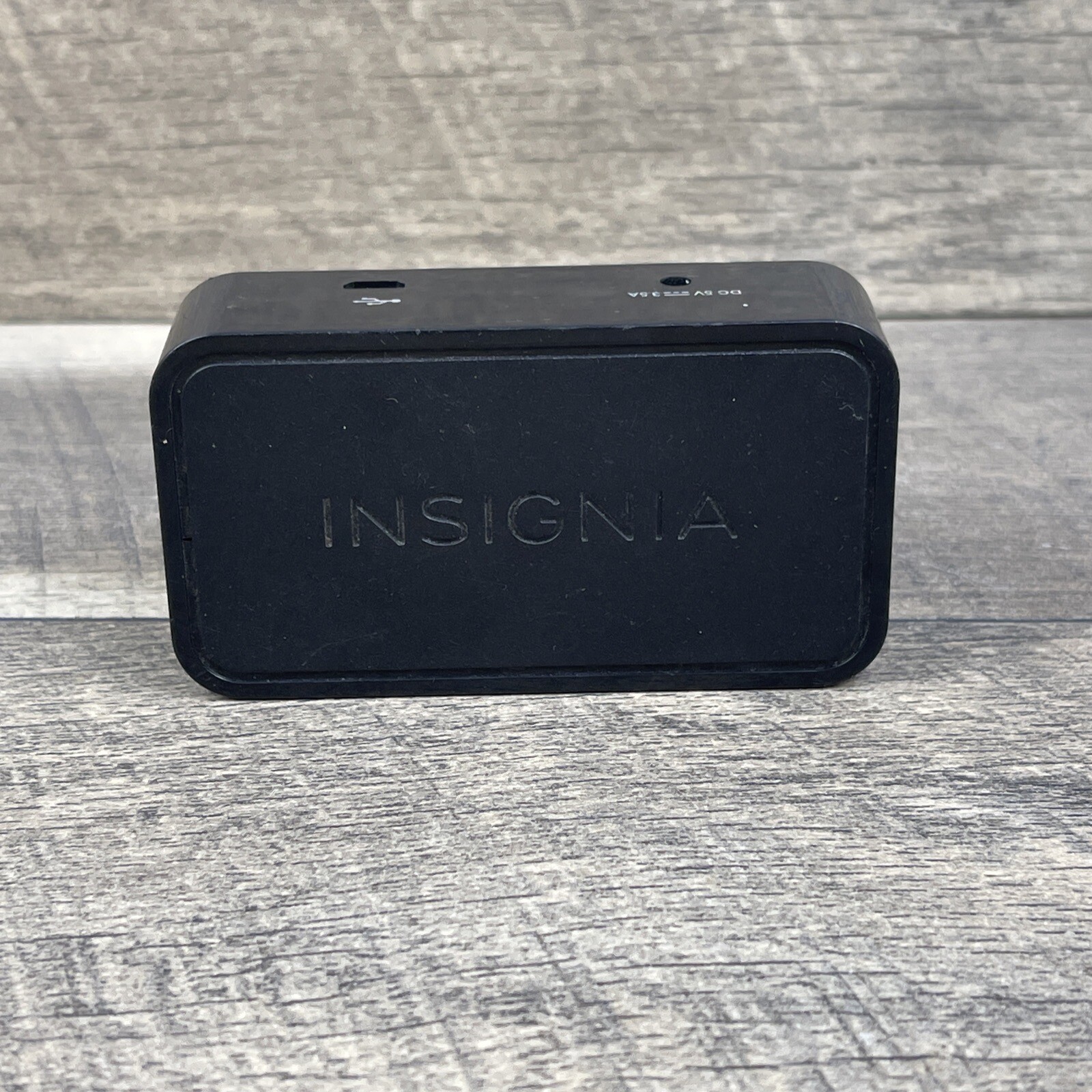 Insignia 7 Port USB 2.0 Hub Black