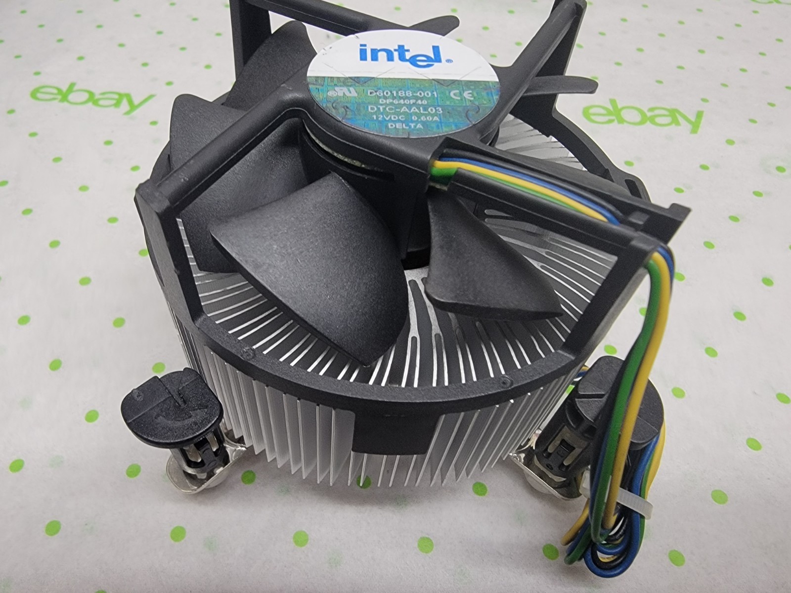 Intel D60188-001 Socket LGA775 Copper Core CPU Heat Sink and Fan 12VDC 0.60A