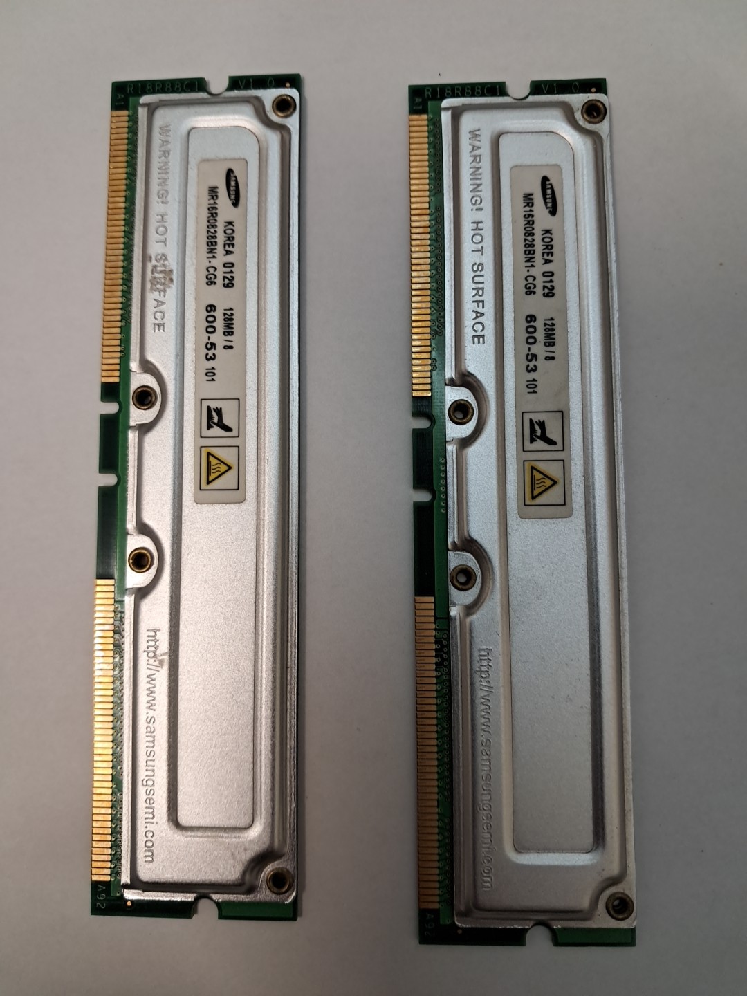 2 SAMSUNG 128 MB RAMBUS MEMORY MODULE MR16R0828BN1-CG6 600-53 RM2-CMP52-10