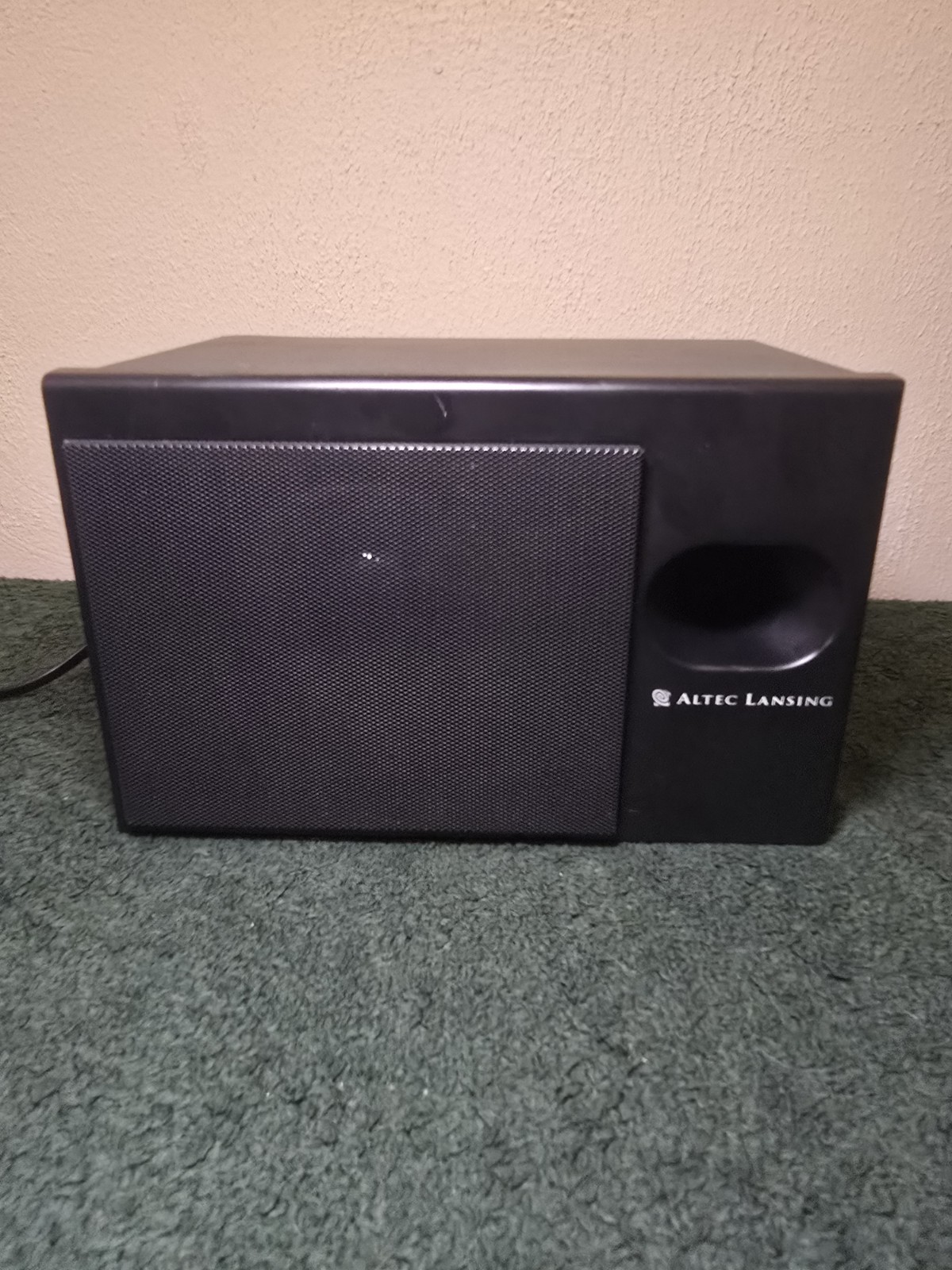 Altec Lansing Technologies Vs 3121 Computer Subwoofer TESTED
