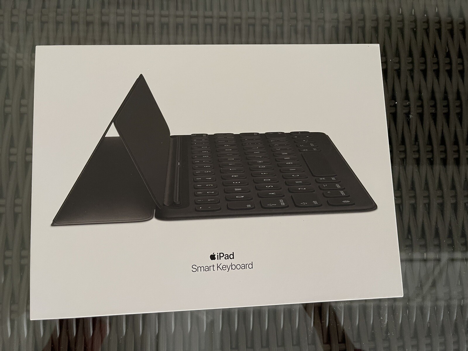 Apple Ipad Smart Keyboard Folio MX3L2LL/A Model A1829