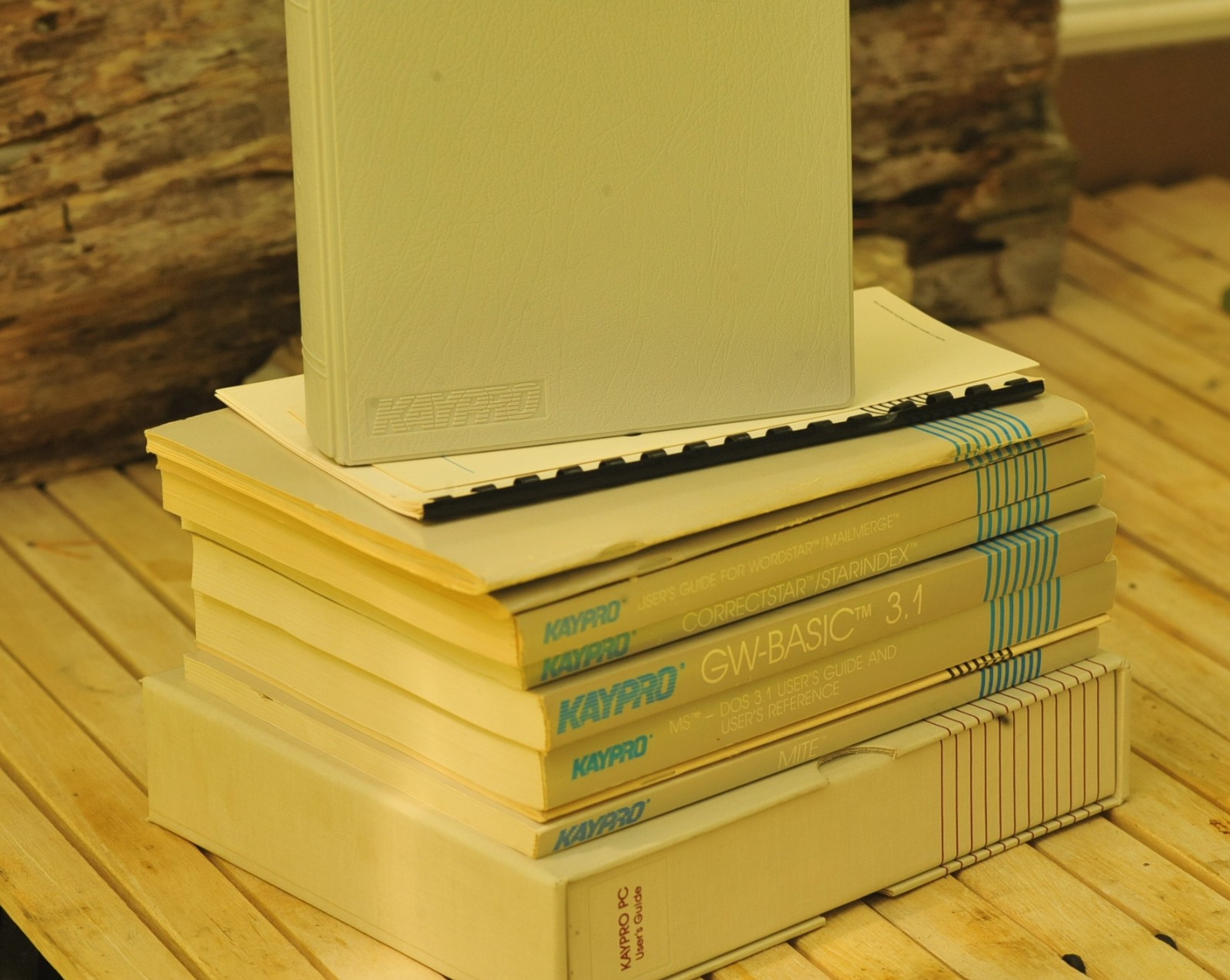 Vintage Kaypro System Software and Manuals