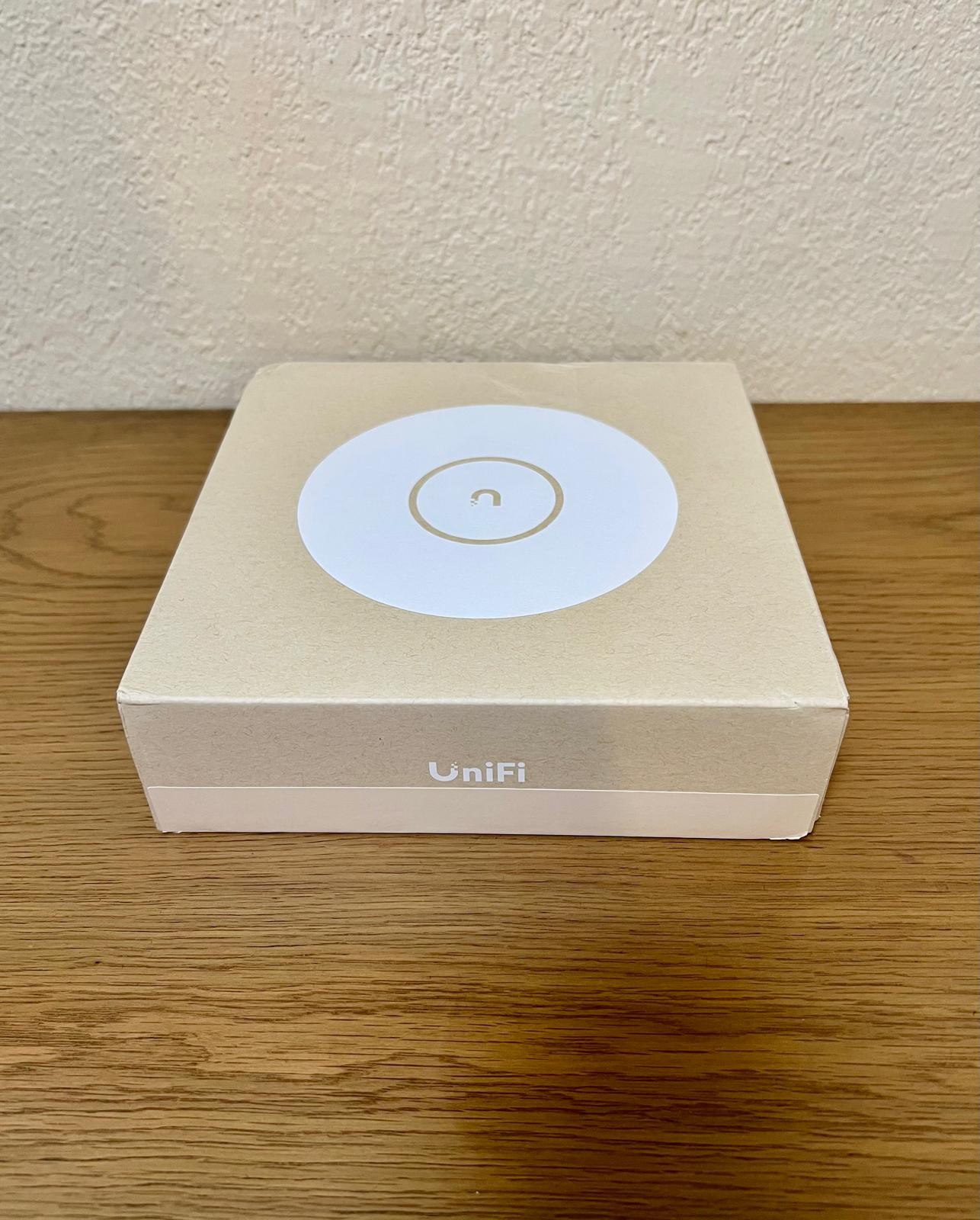 **SHIP FAST** Ubiquiti UniFi U7 Lite U7-LITE-US Wi-Fi 7 Dual-band 2.5GbE PoE+
