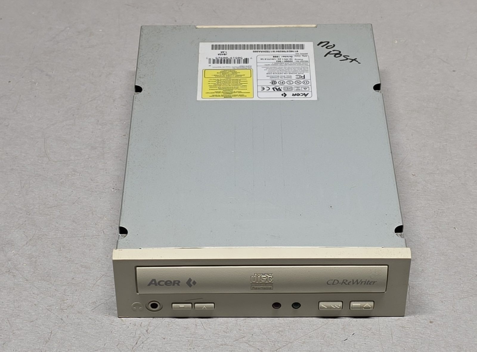 Acer CD-ReWriter IDE Internal 5.25" Optical Drive Model CRW4432A Beige