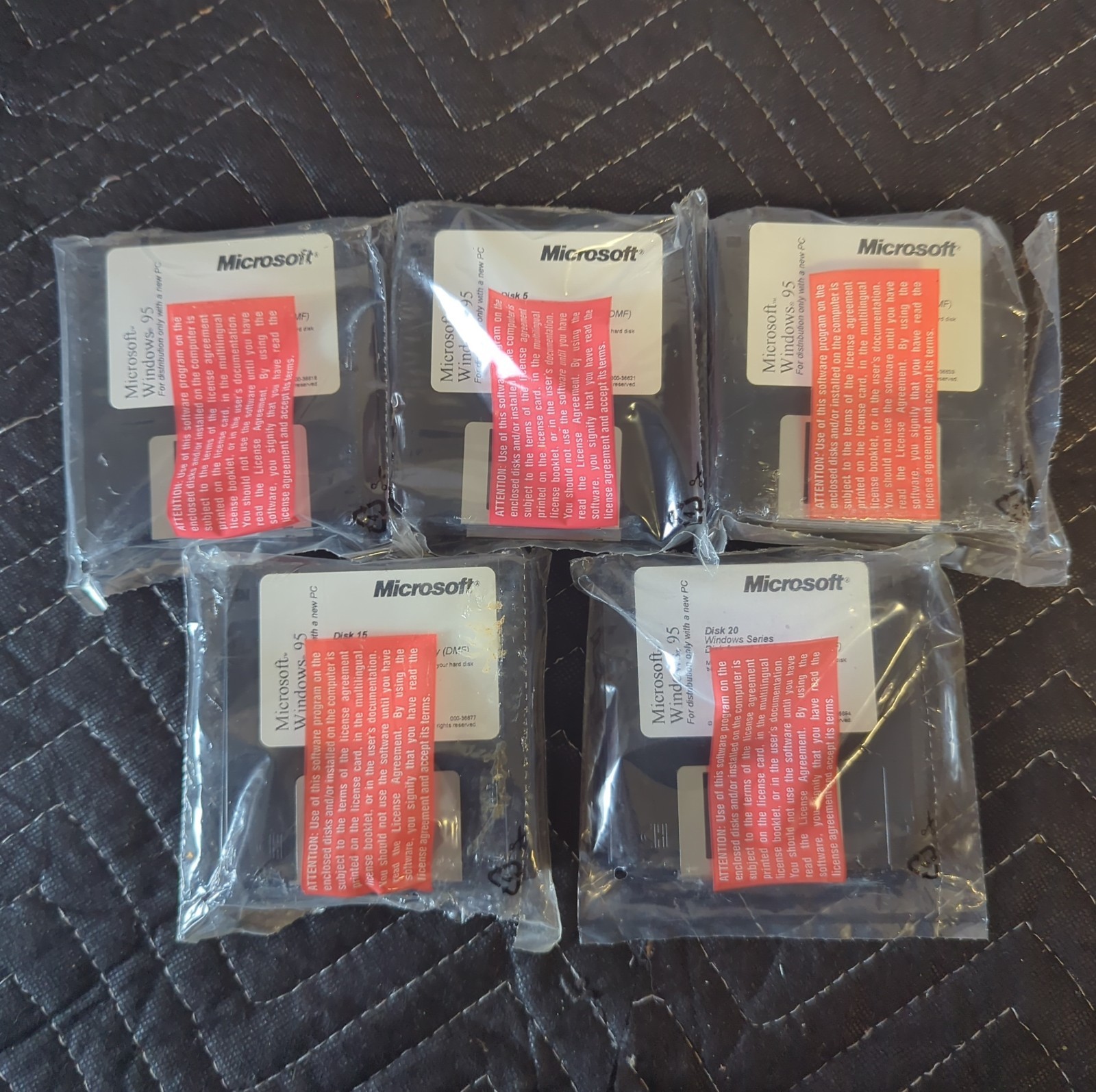 Microsoft Windows 95 OS 3.5" Floppy MS-DOS PCs 1995 20 Disk Set