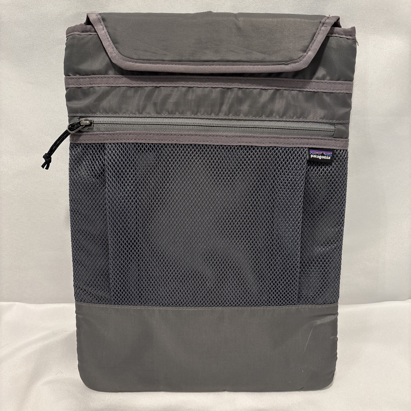 Patagonia Refugio Laptop Sleeve Tablet Case Device Gray Padded Zip Mesh 15x11