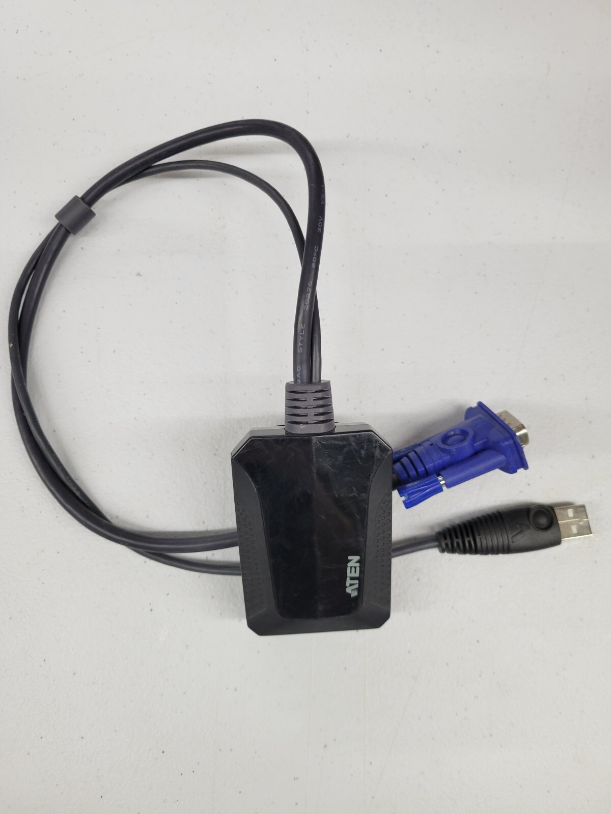 ATEN CV211 Laptop USB Console Adapter