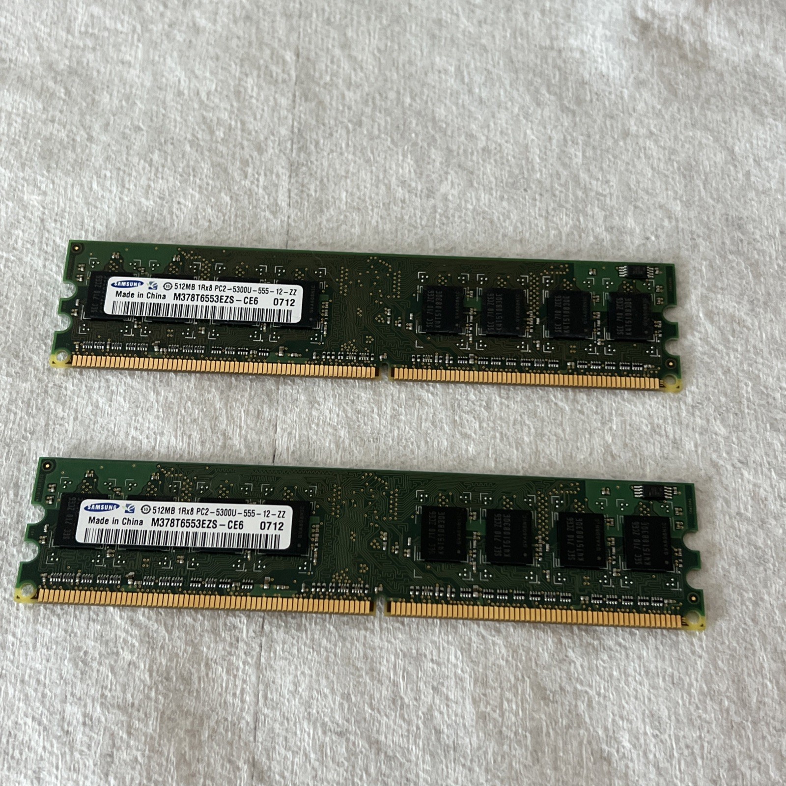 Set 2 Samsung 512MB 1Rx8 PC2-5300U-555-12-ZZ M378T6553EZS-CE6 0712 Desktop RAM