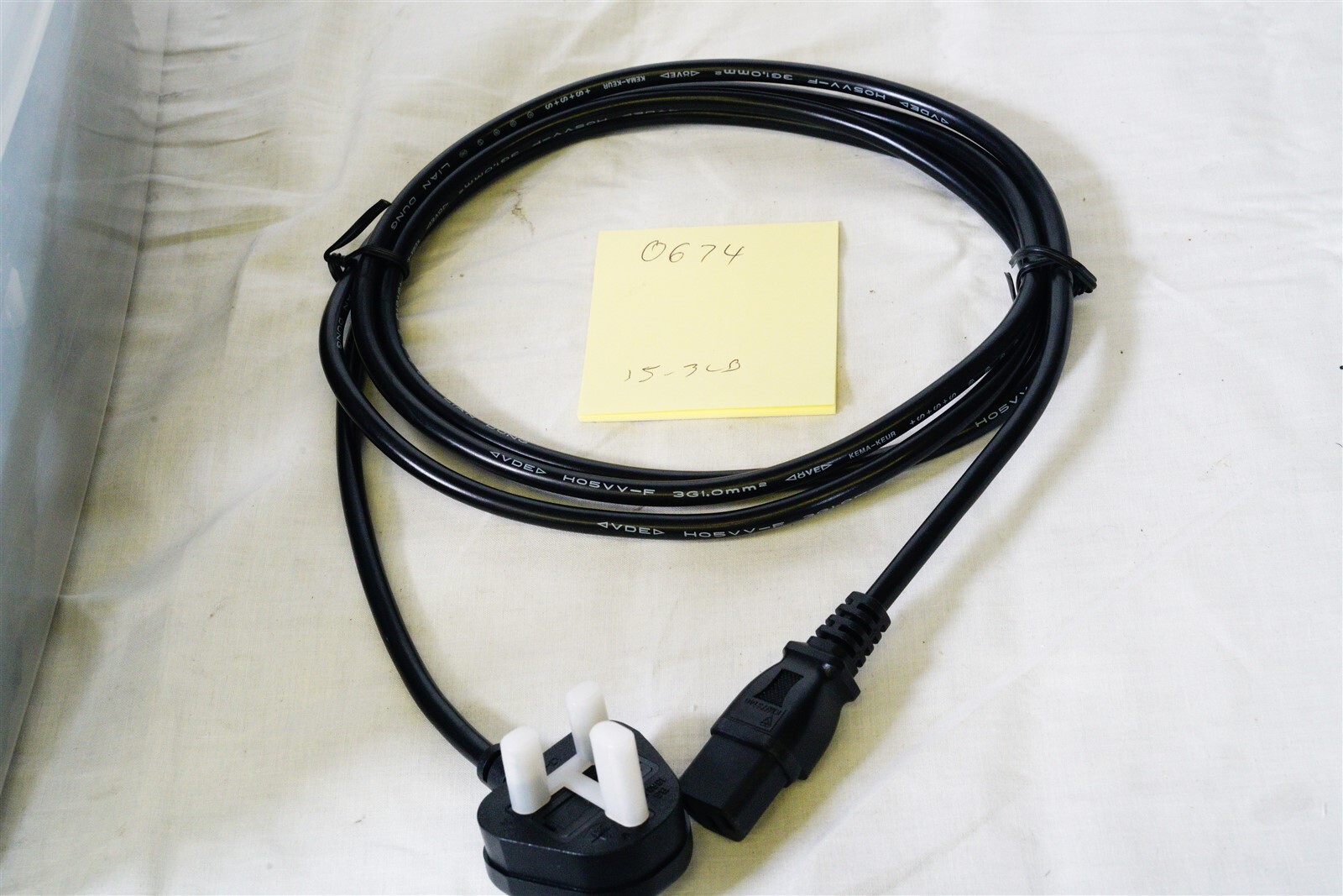 Qty 20 8.20' (2.50m) Power Cord Black BS1363A To IEC 320-C13 H05VV-F P/N Q138-ND