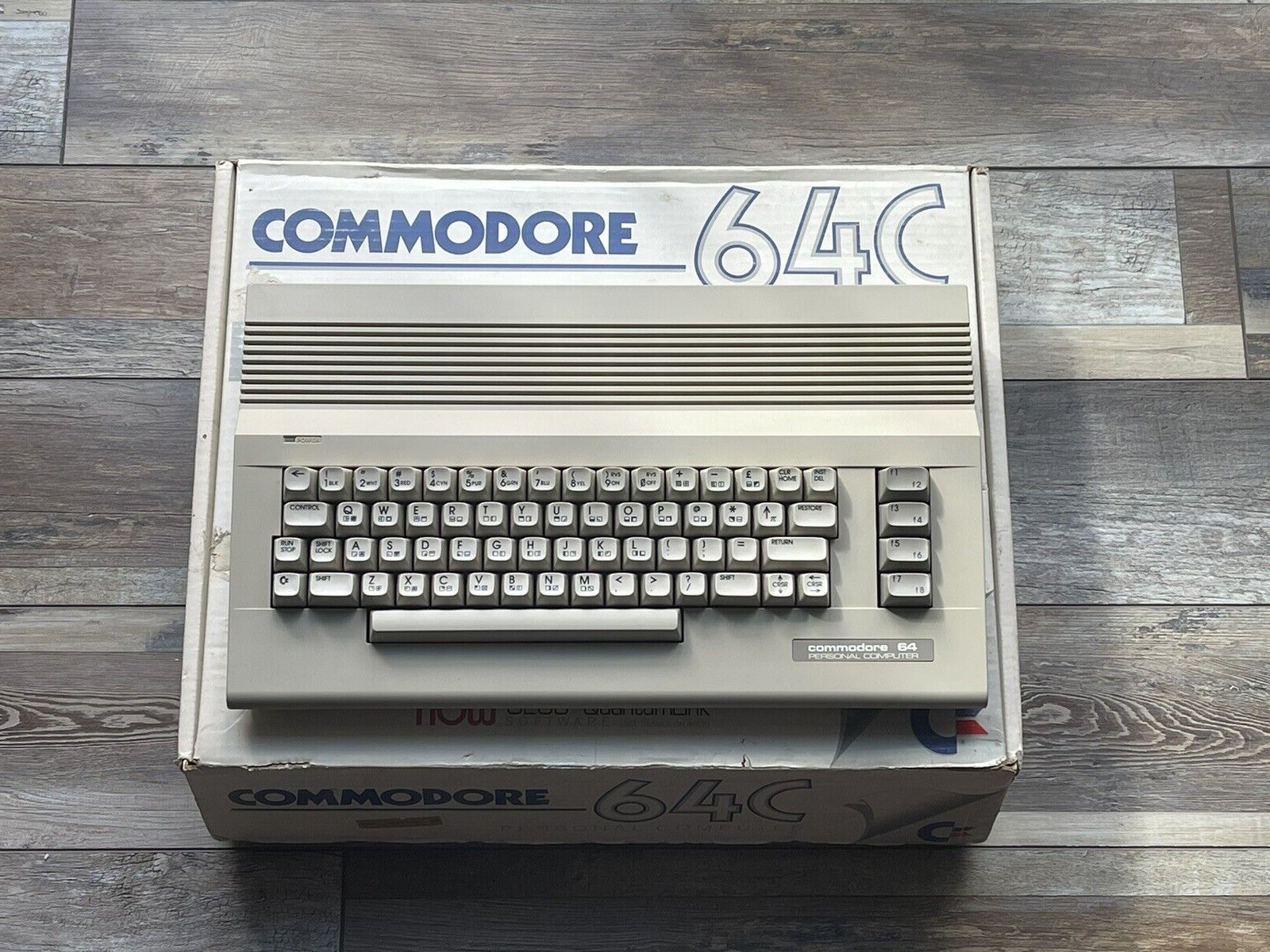 Professionally restored & recapped Commodore 64C computer | Box | Cables | PSU