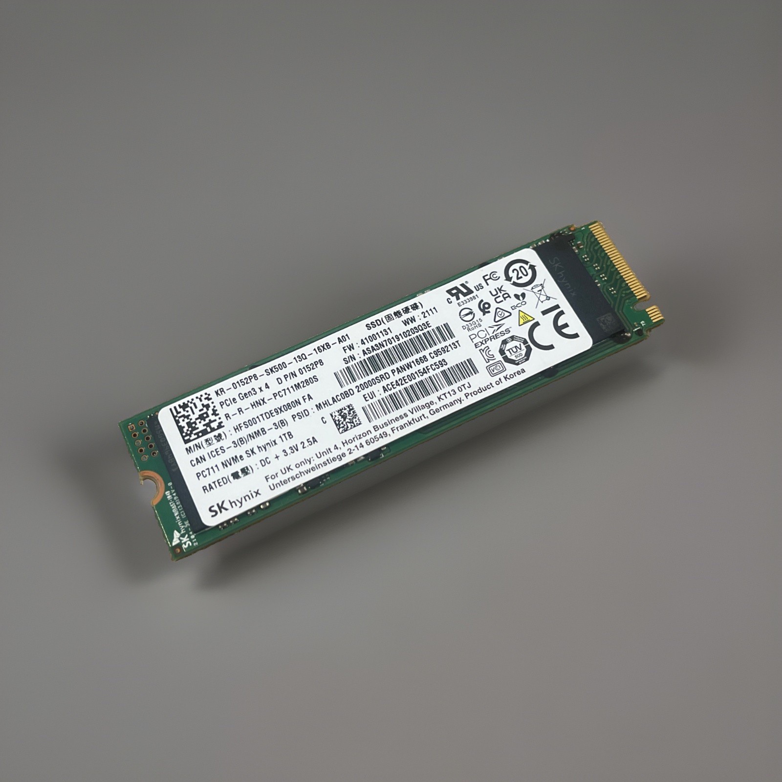 SK Hynix 1TB PC711 HFS001TDE9X080N NVMe 80mm Solid State Drive PCle Gen3 x 4