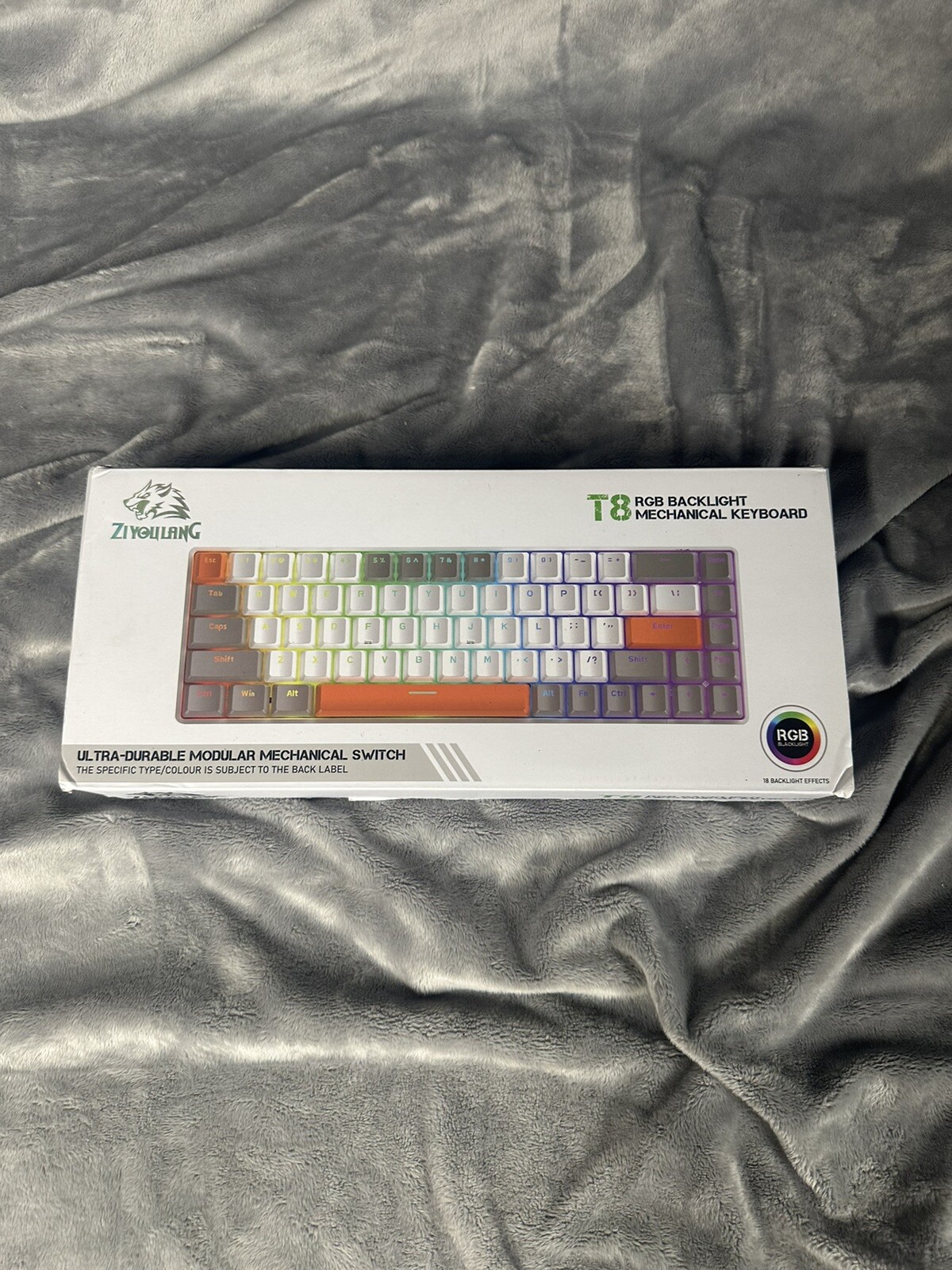 ZIYOU LANG RK-T8 Wired  Mechanical Gaming Keyboard with RGB (White/Dark Gray)