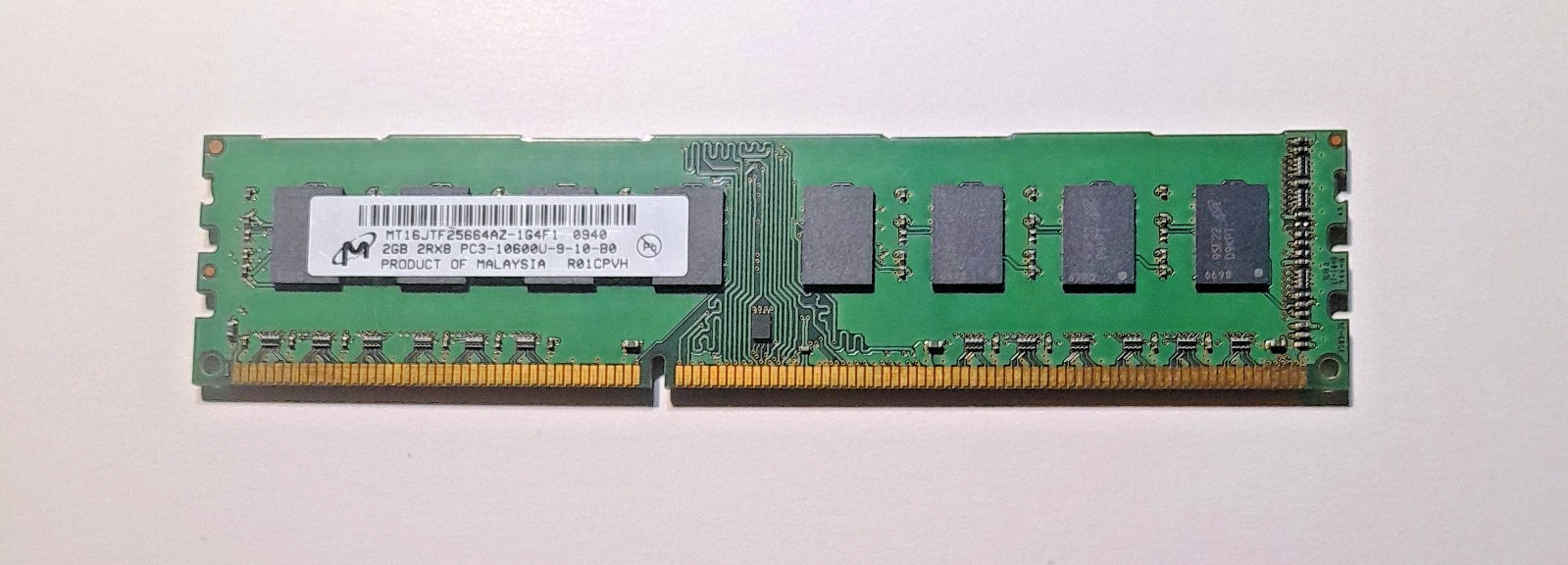 MICRON MT16JTF25664AZ-1G4F1 2GB DDR3 PC10600(1333) UNBUF 1.5v 2RX8 240P 256MX64