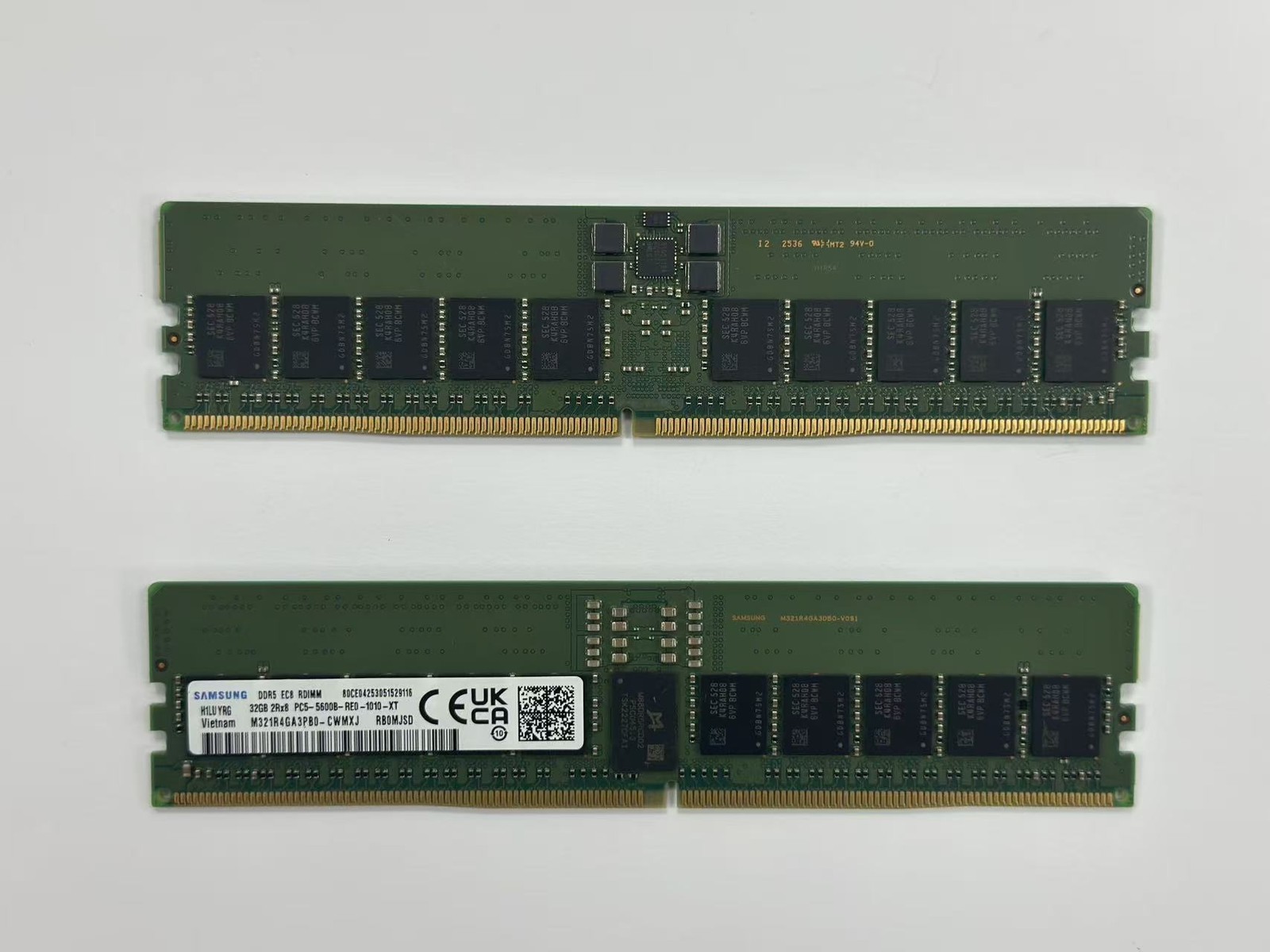 Samsung M321R4GA3PB0-CWM N38851-9C1 32GB PC5-5600 2RX8 DDR5 Memory