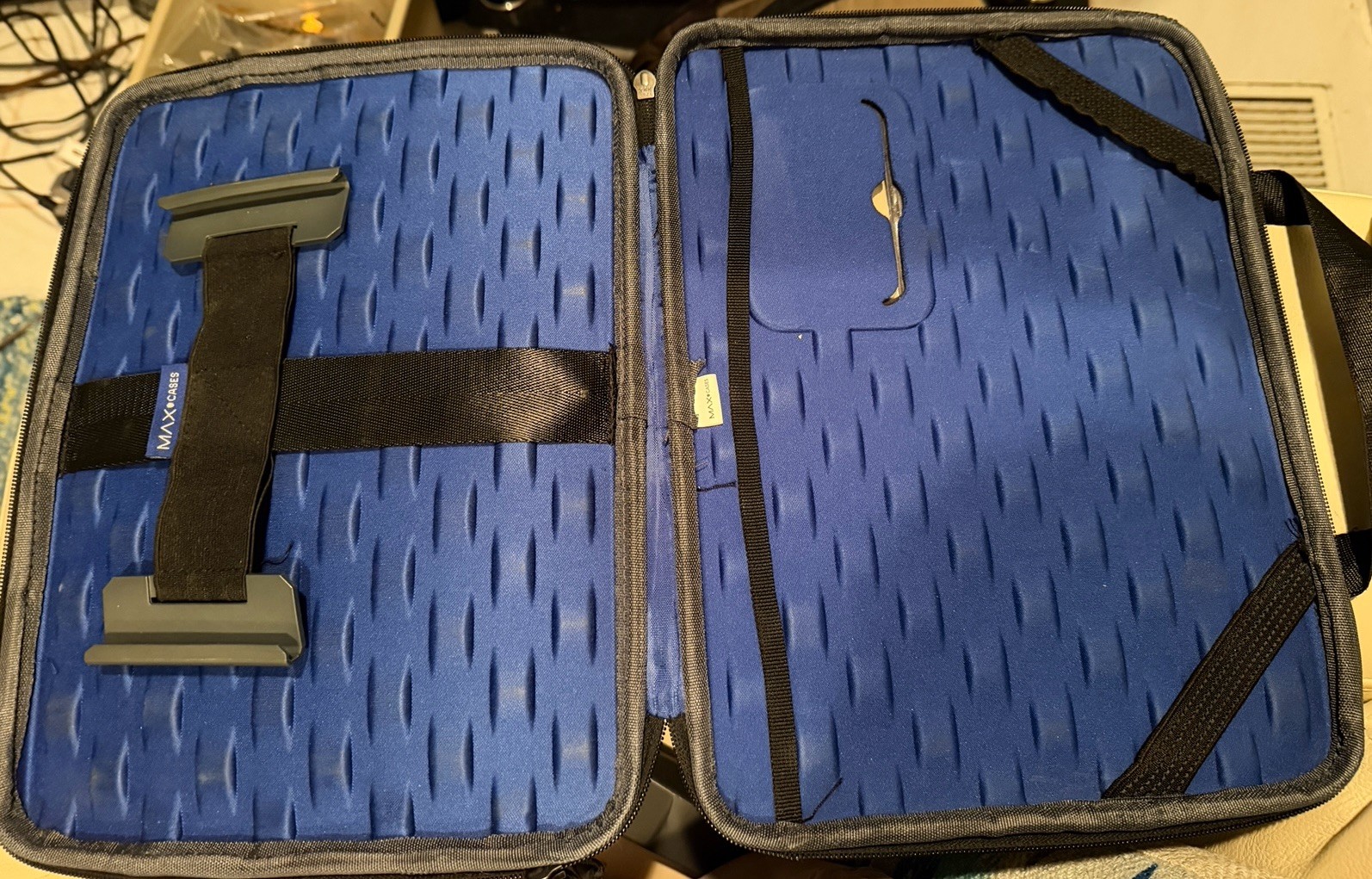 Max Cases Explorer Work-in Case for 15" Laptop (Black) - MC-EB4P-15-BLK
