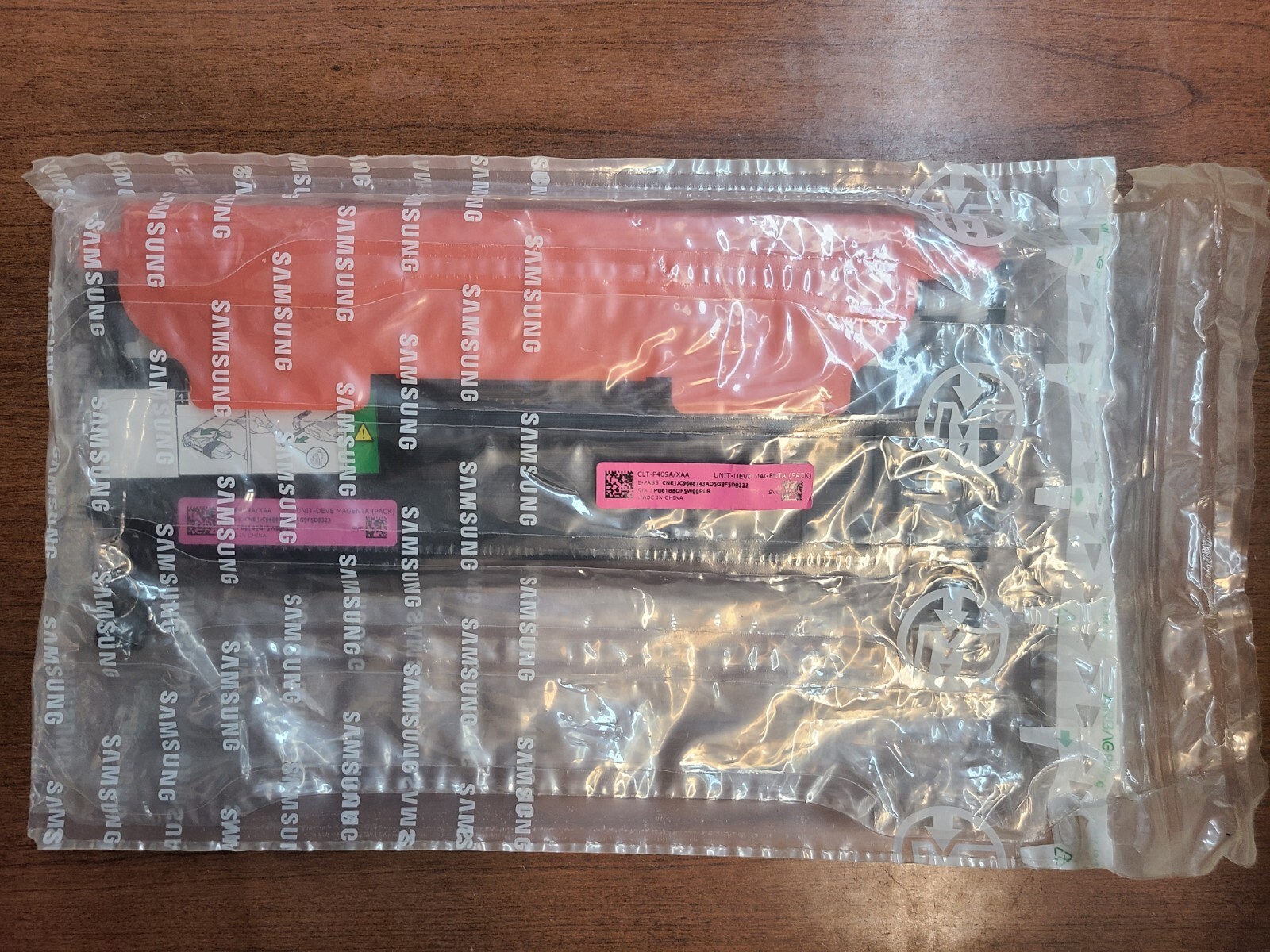 ORIGINAL SAMSUNG CLT-P409A/XAA UNTI-DEVE MAGENTA TONER CARTRIDGE REPALCEMENT