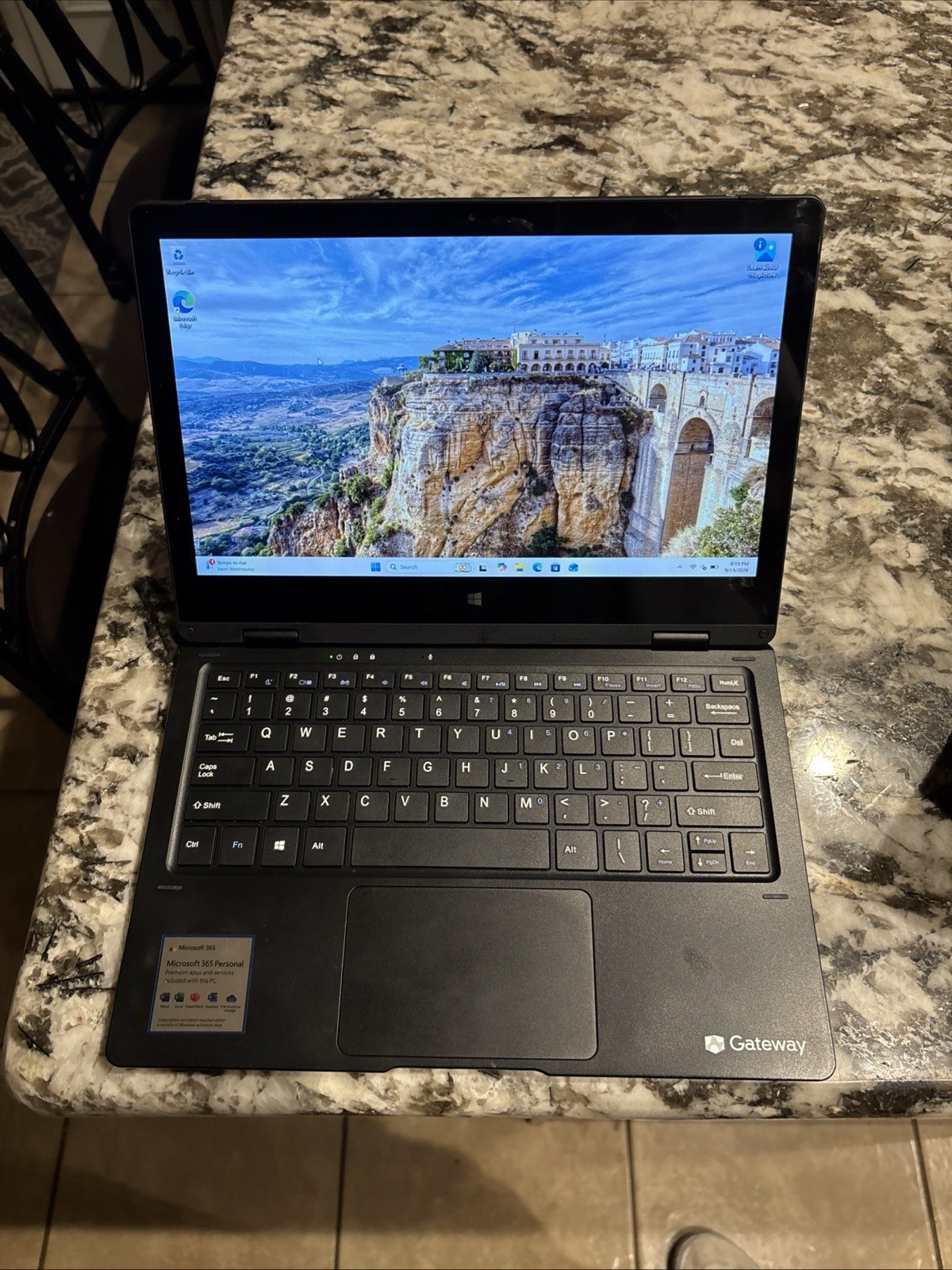 GATEWAY GWTC116-2BK LAPTOP (PS5011840)