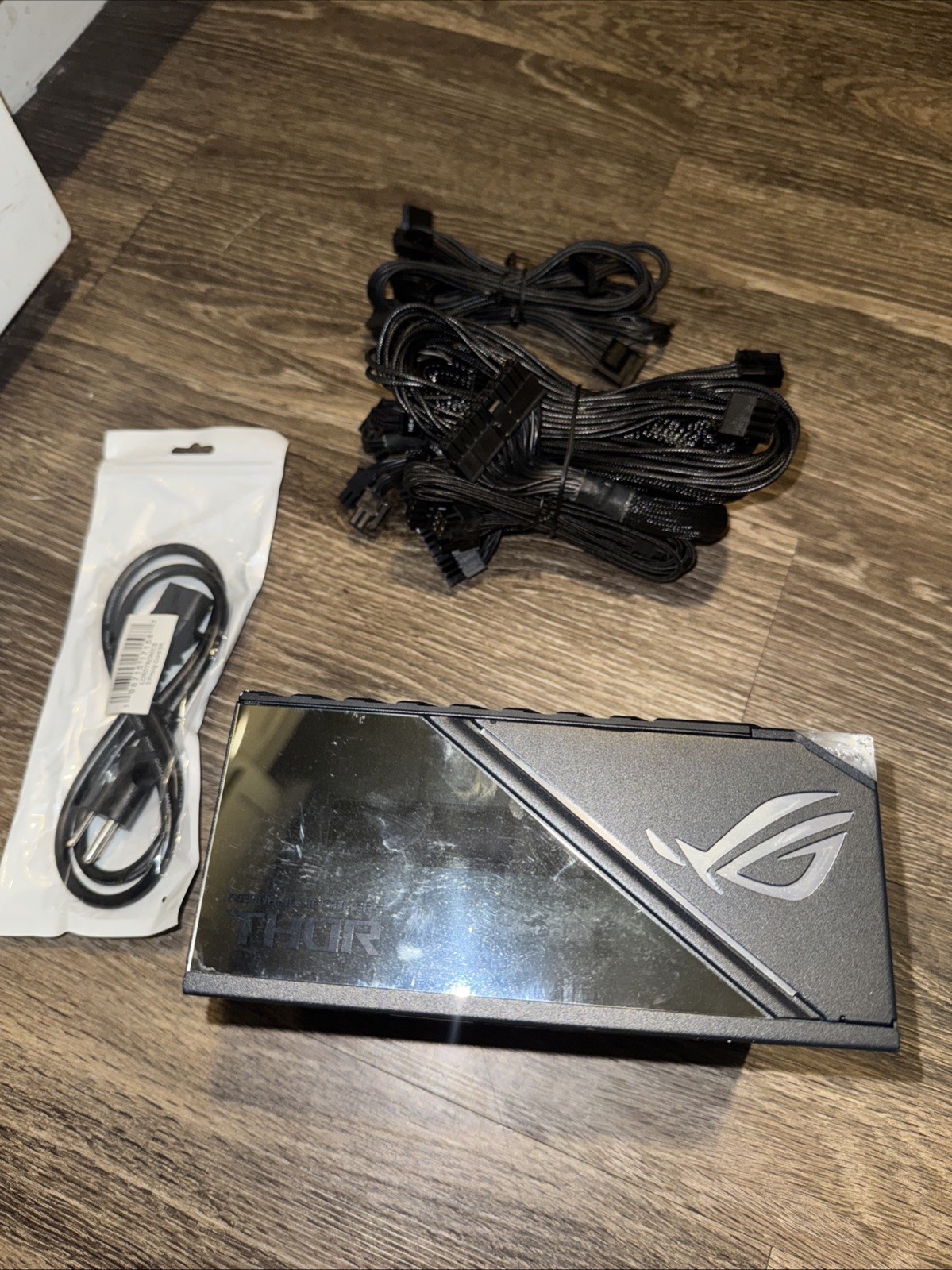 Asus ROG Thor 1200W 80 PLUS Platinum ii Desktop Full Modular Power Supply PSU