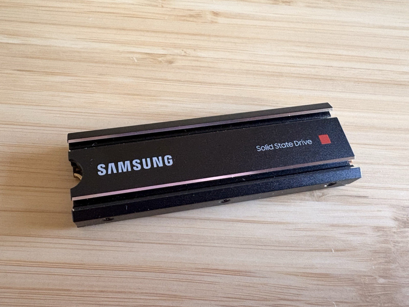 Samsung 980 PRO WITH Heatsink 1TB Internal SSD PCIe Gen 4 x4 NVMe PS5 PC