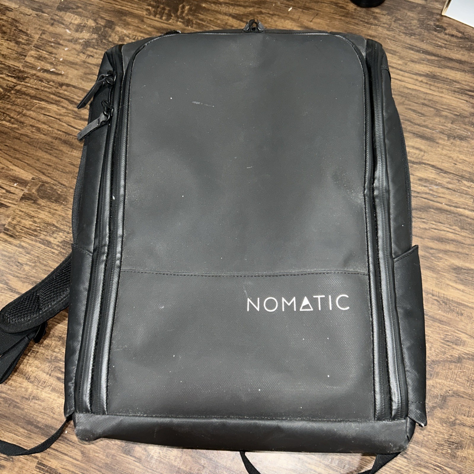 Nomatic Travel 20L  Backpack (Business/EDC Laptop Bag)