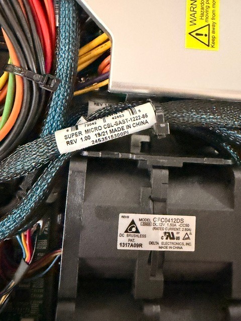 Supermicro 1U Server AS-1114S-WN10RT AMD Epyc 7702P 64 Core 128GB 10x U.2 NVME X