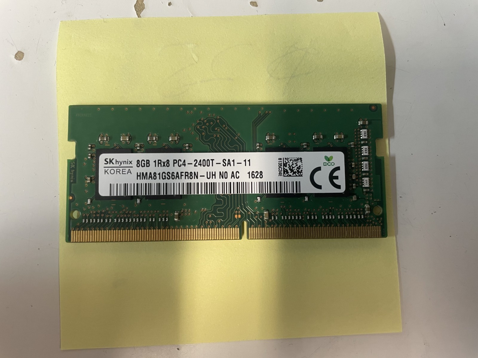 SK Hynix 8GB PC4-2400T DDR4 Laptop RAM Stick HMA81GS6AFR8N