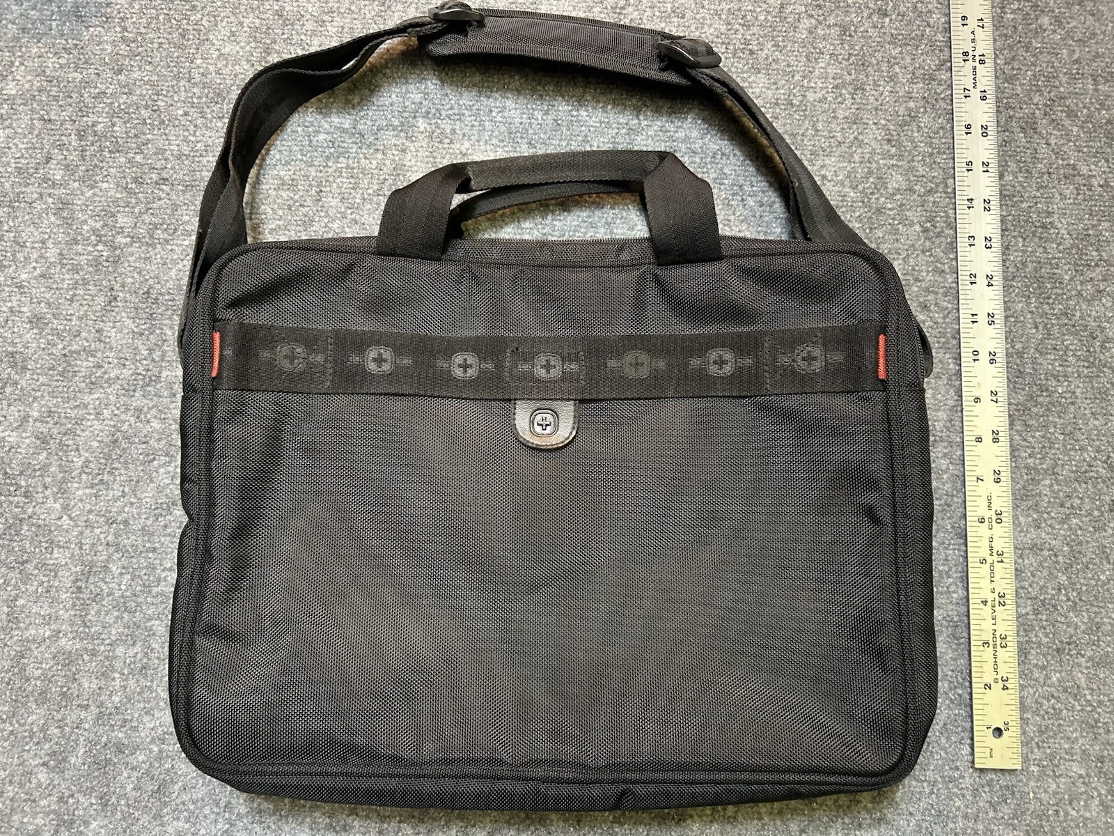 17x13x2 "  Wenger Legacy SwissGear Computer Laptop Tablet Travel Bag