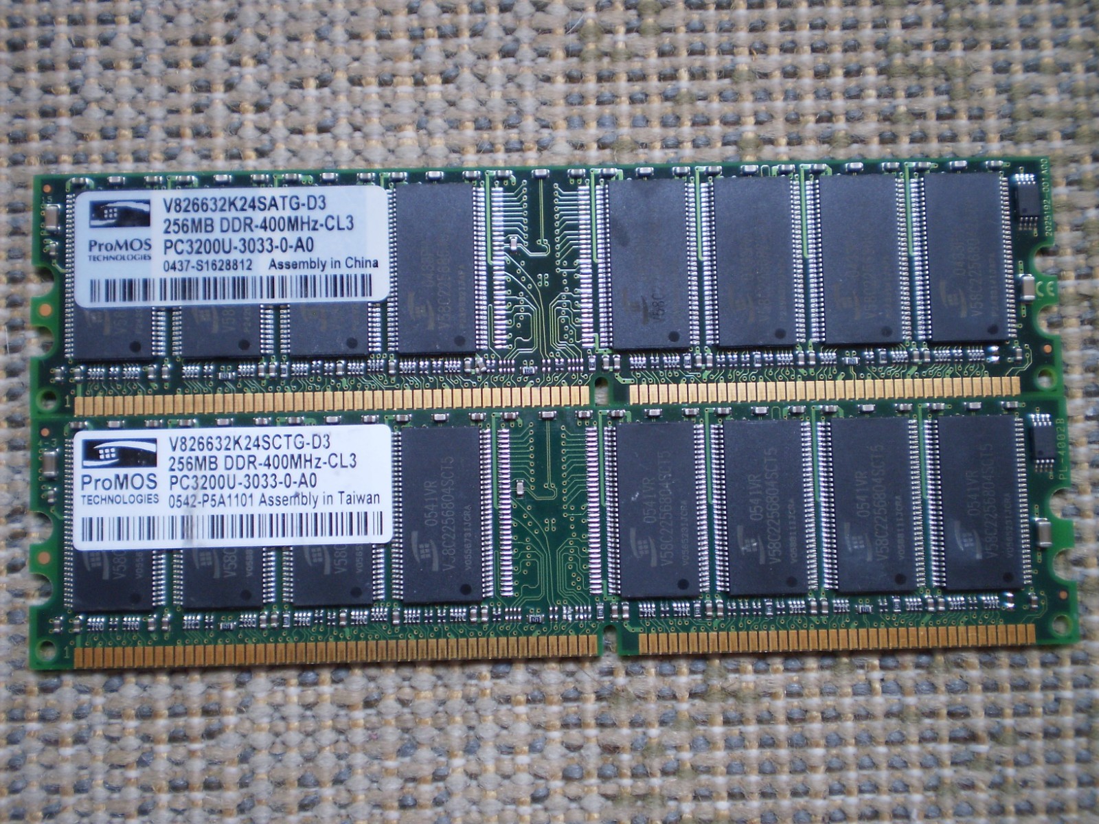 ProMOS 512MB (2x256MB) DDR-400 CL3 PC3200-3033-0-A0 V826632K24SCTG-D3 Unbuffered