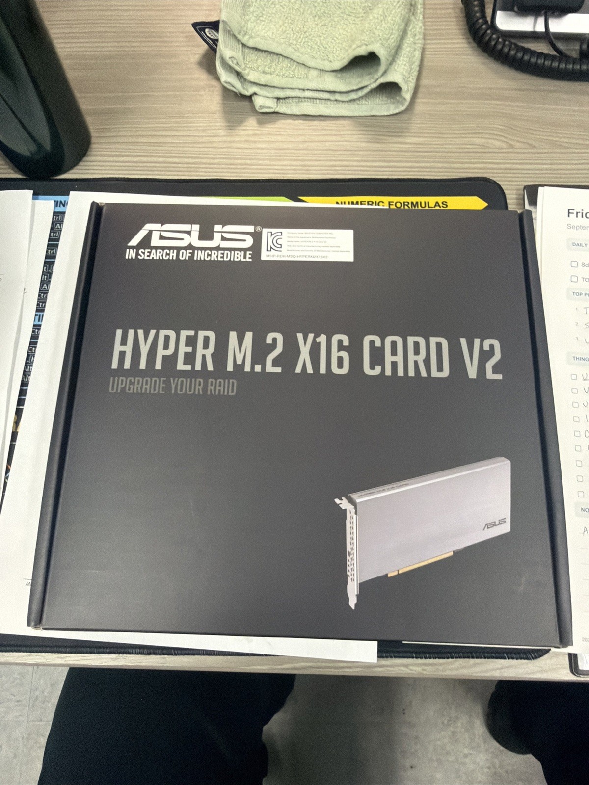 Asus Hyper M.2x16 Card V2, 4 x M.2 Socket 3