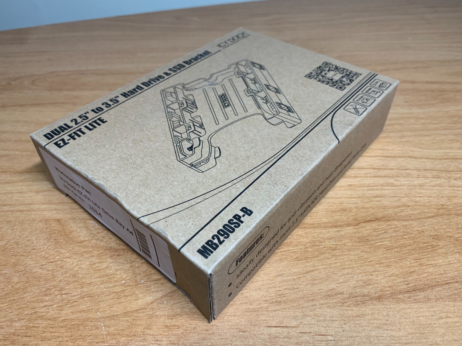 ICY DOCK MB290SP-B Dual 2.5" to 3.5" Hard Drive & SSD Bracket