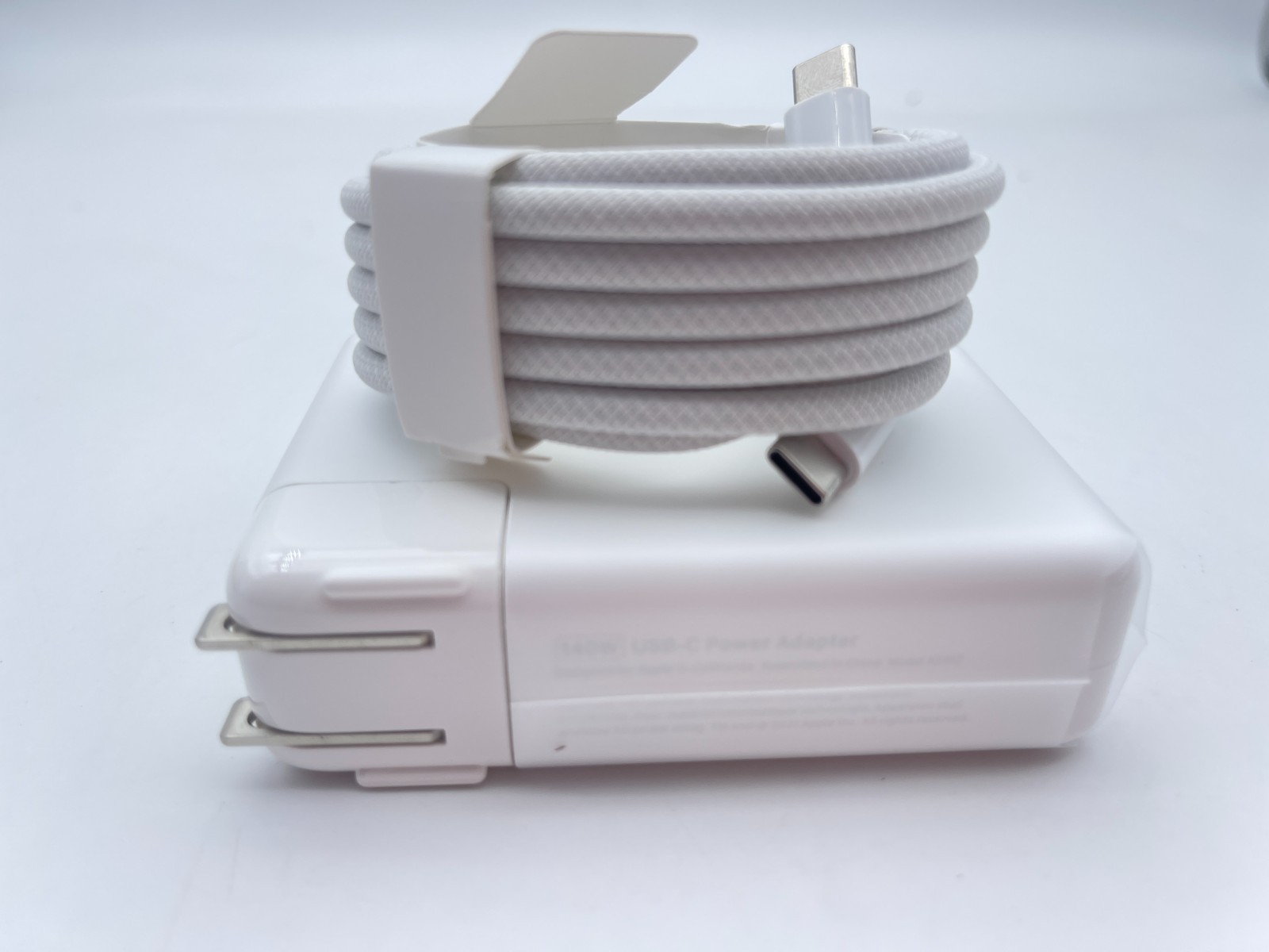 OEM Genuine 140W USB-C Adapter Charger for Apple MacBook Pro/Air A2442 A2485 NEW
