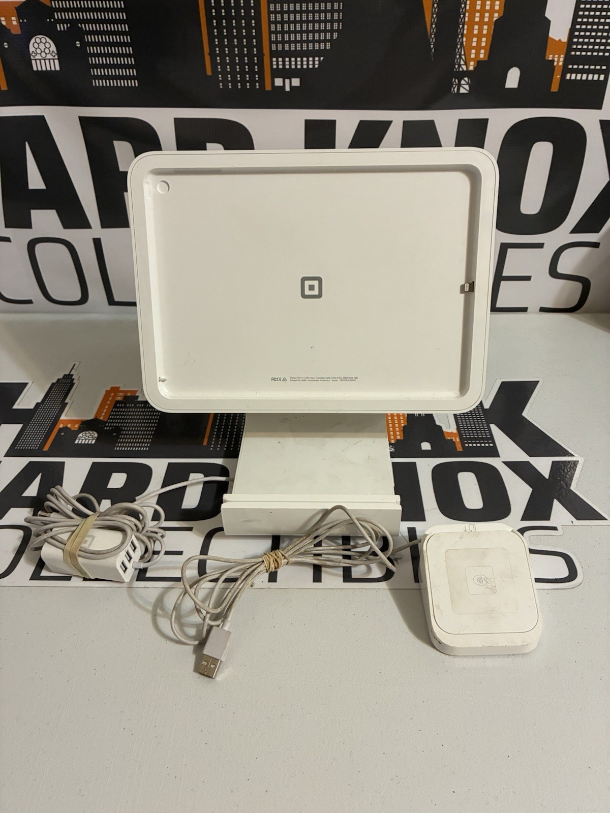 Square S089 iPad POS Stand w/ USB Cords – No Power Supply