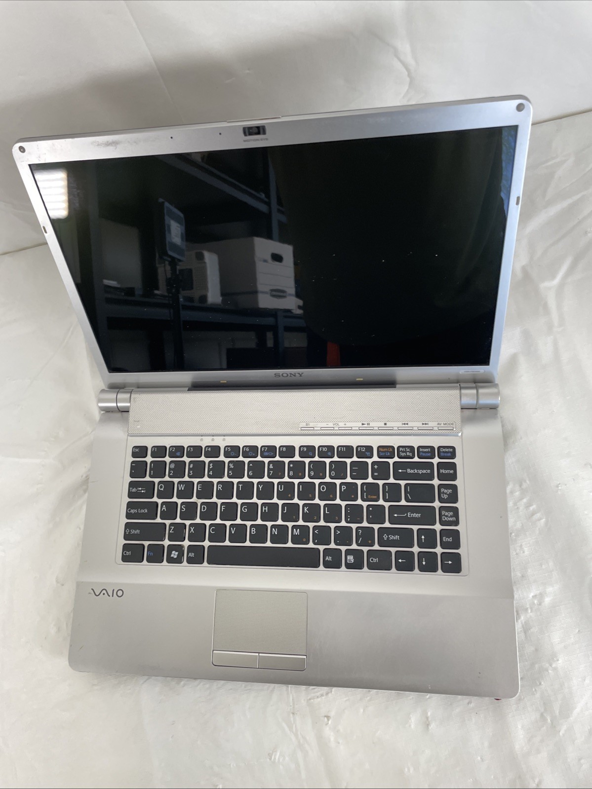 Sony VAIO VGN-FW140E Laptop | Intel Core 2 Duo 2.26 GHz | 4 GB RAM | No HDD | BB