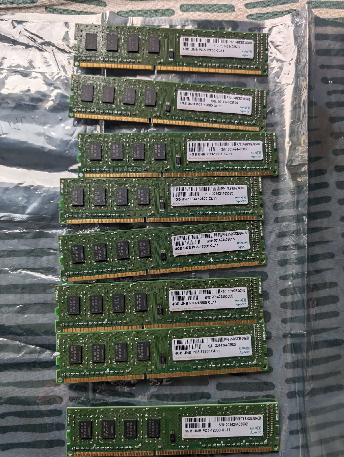 Apacer 4GB UNB PC3-12800 CL11 Desktop Memory