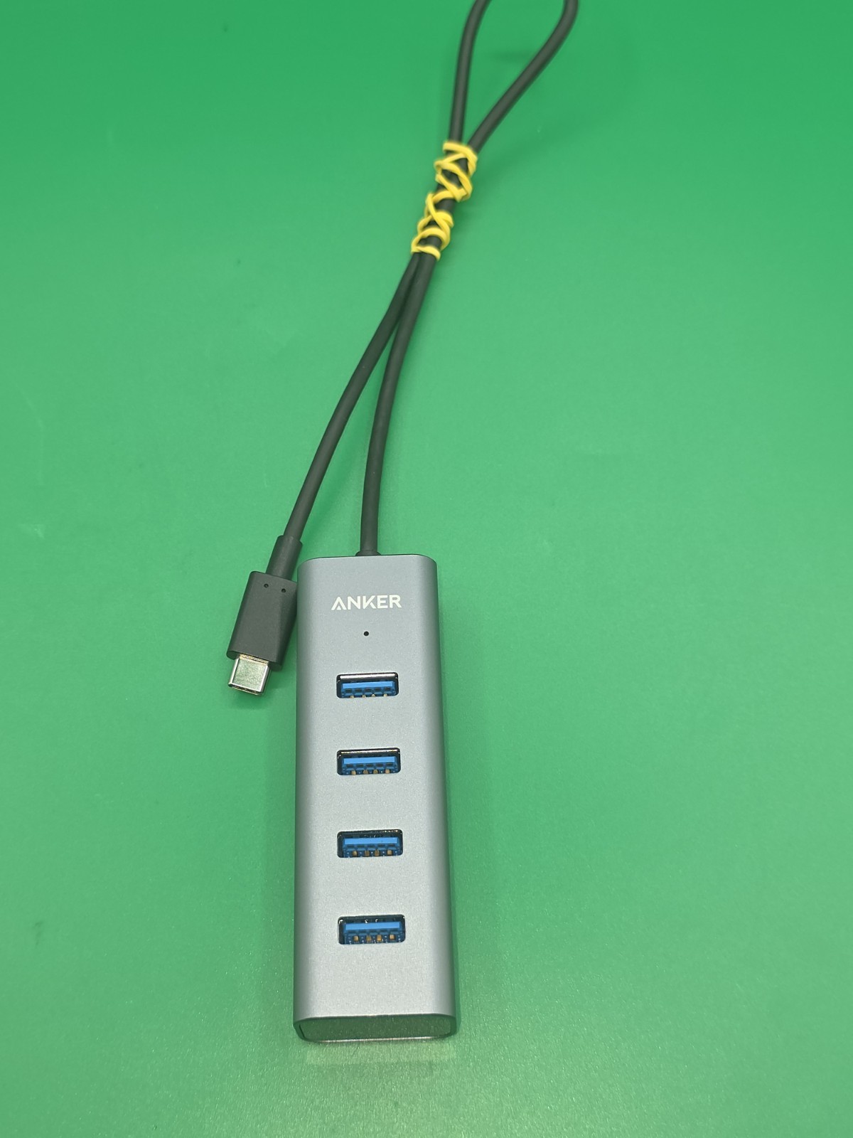 Anker 4-Port USB-C Hub (Model: A8305) 