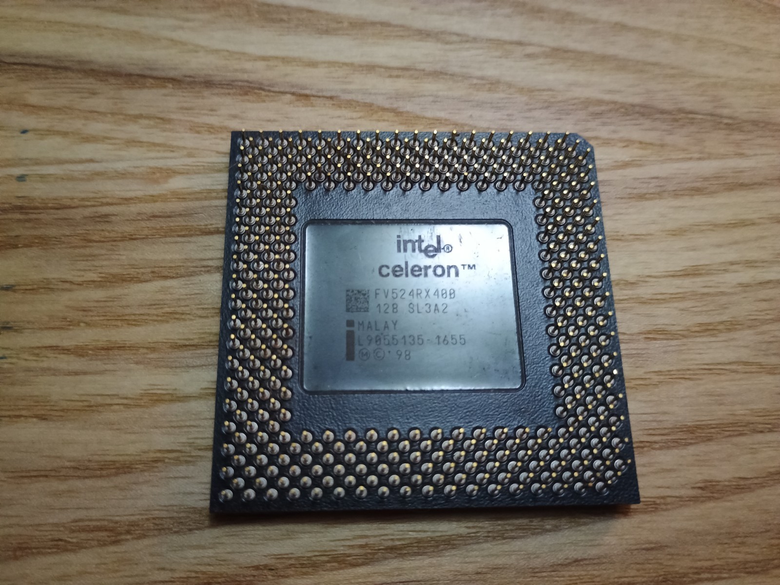 Intel Celeron CPU Processor 400MHz 128K SL3A2 FV524RX400 Socket 370 PPGA