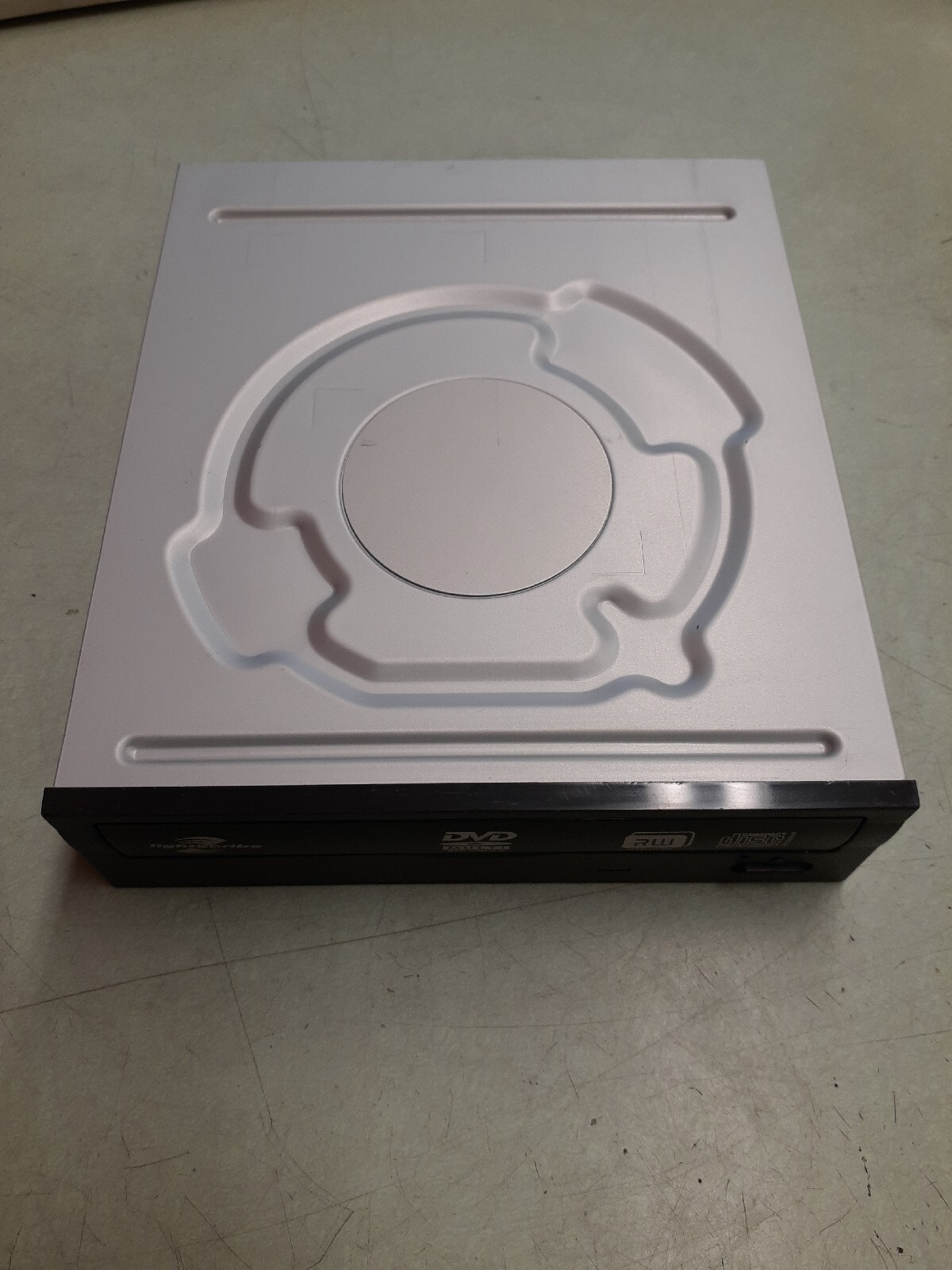 Lite-On It Corp iHAP222 DVD/CD Rewritable Drive iHAP222-06 9 - Black Bezel